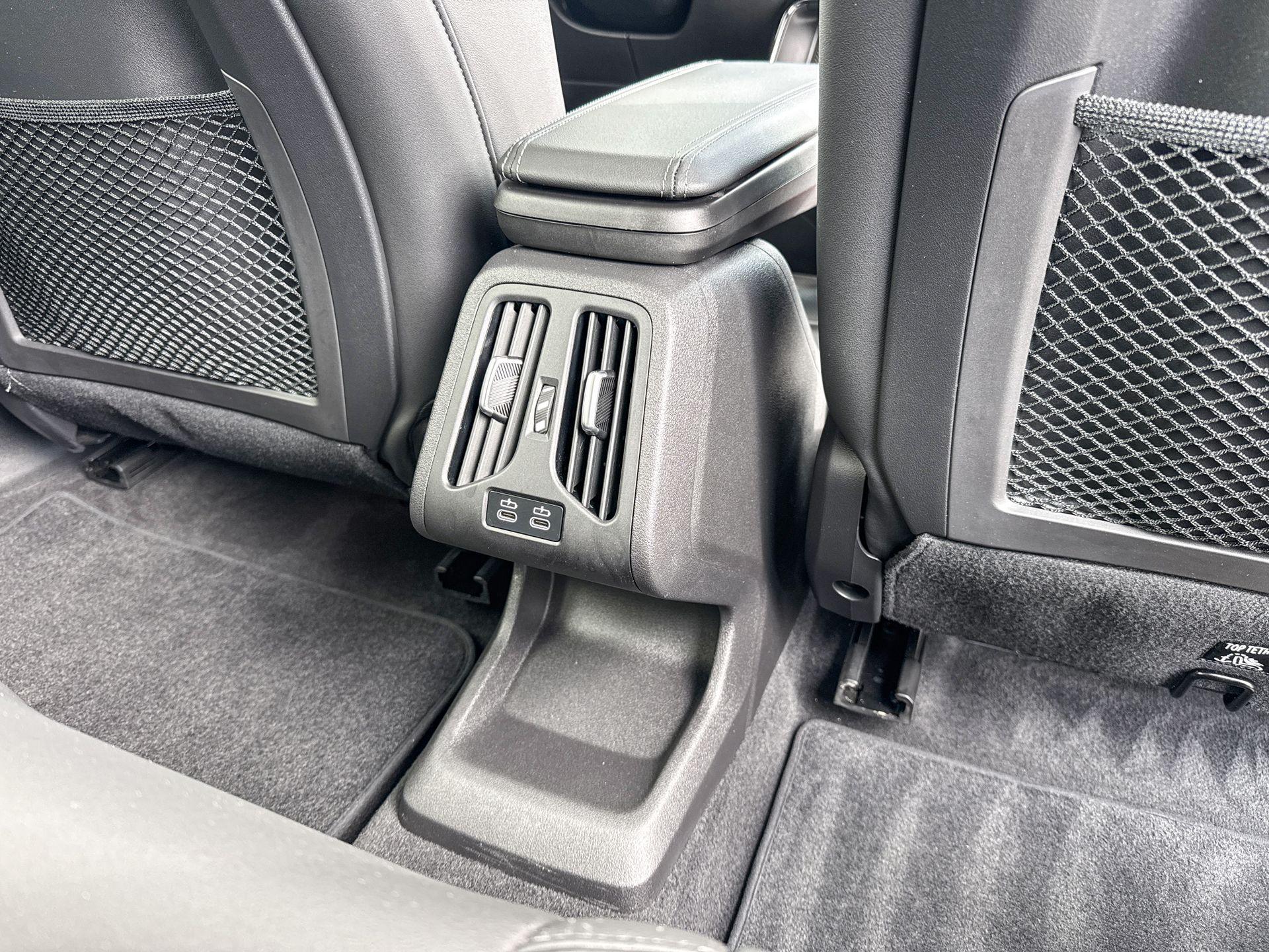 Foto van BMW Ix1