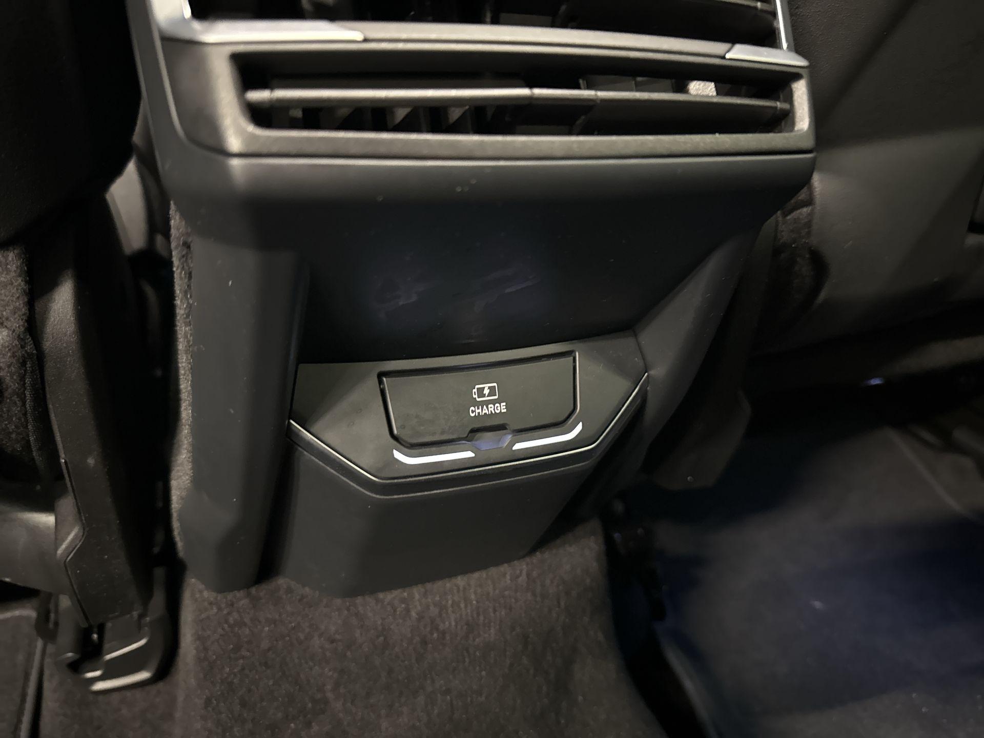 Foto van LYNK & Co 01