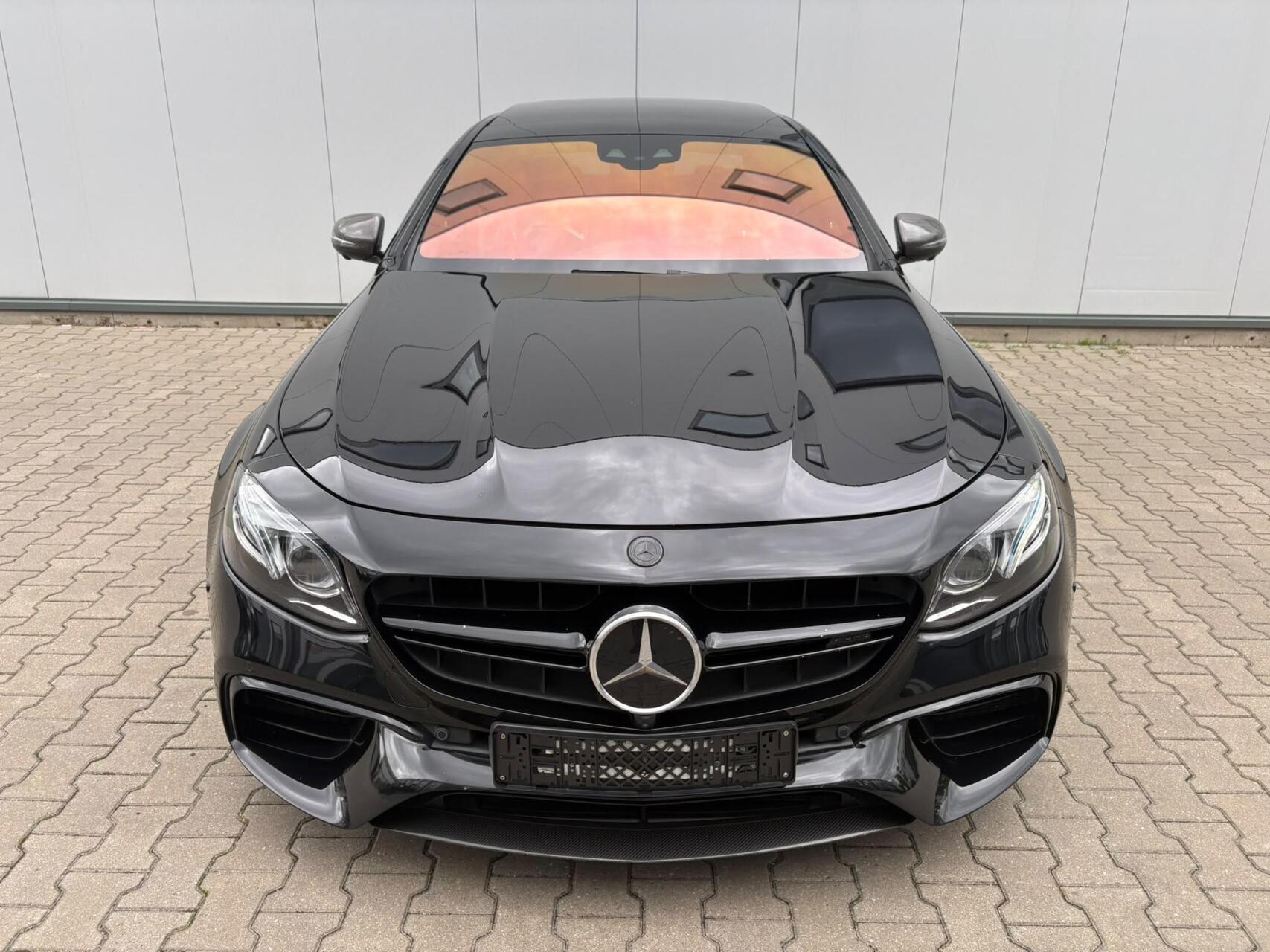Foto van Mercedes-Benz AMG E 63 S