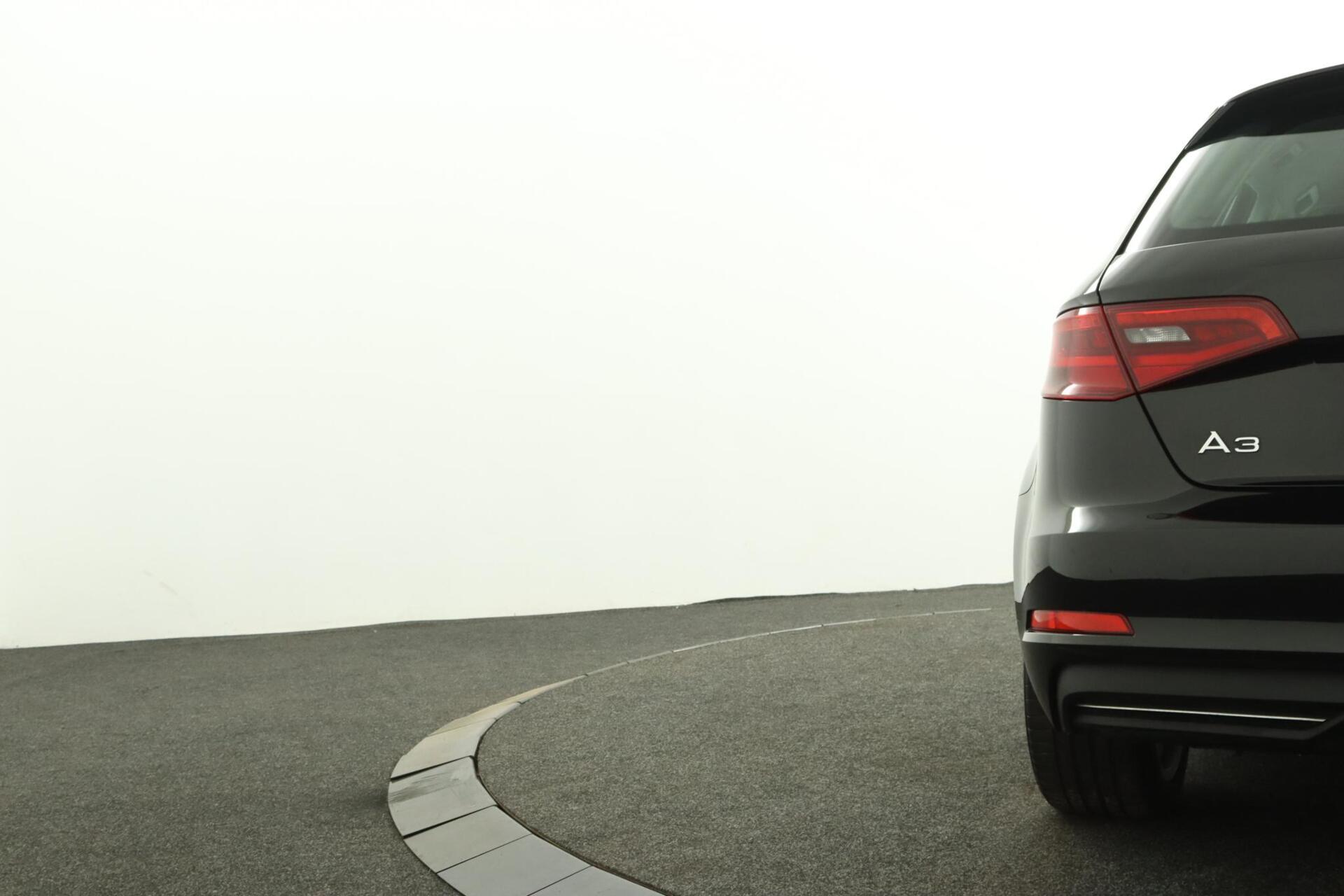 Foto van Audi A3 Sportback E-tron
