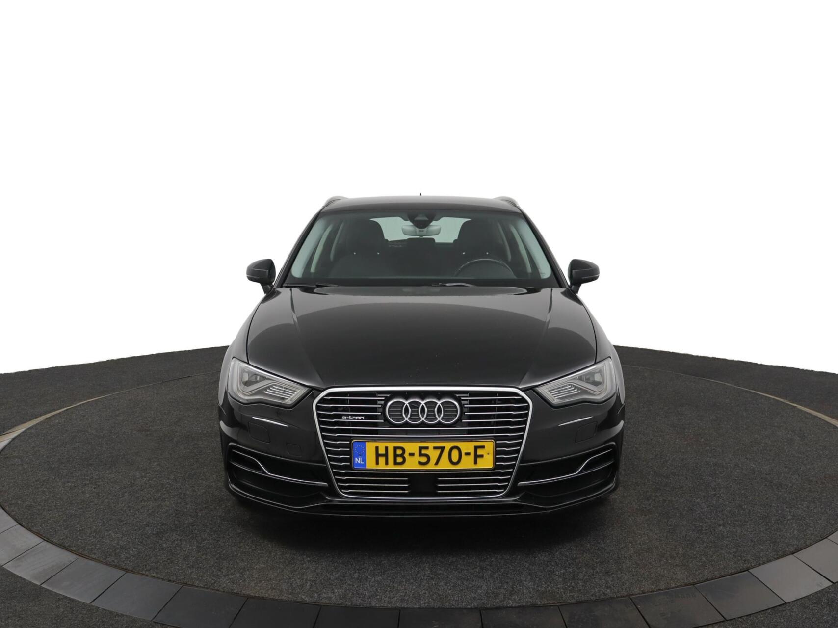 Foto van Audi A3 Sportback E-tron