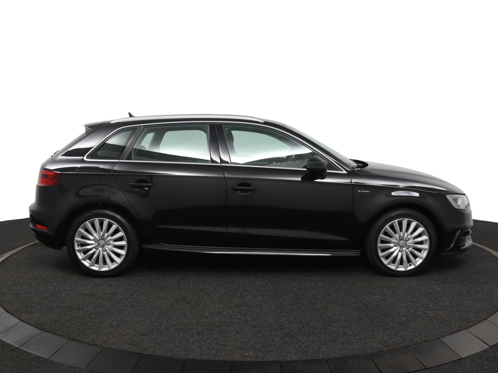 Foto van Audi A3 Sportback E-tron