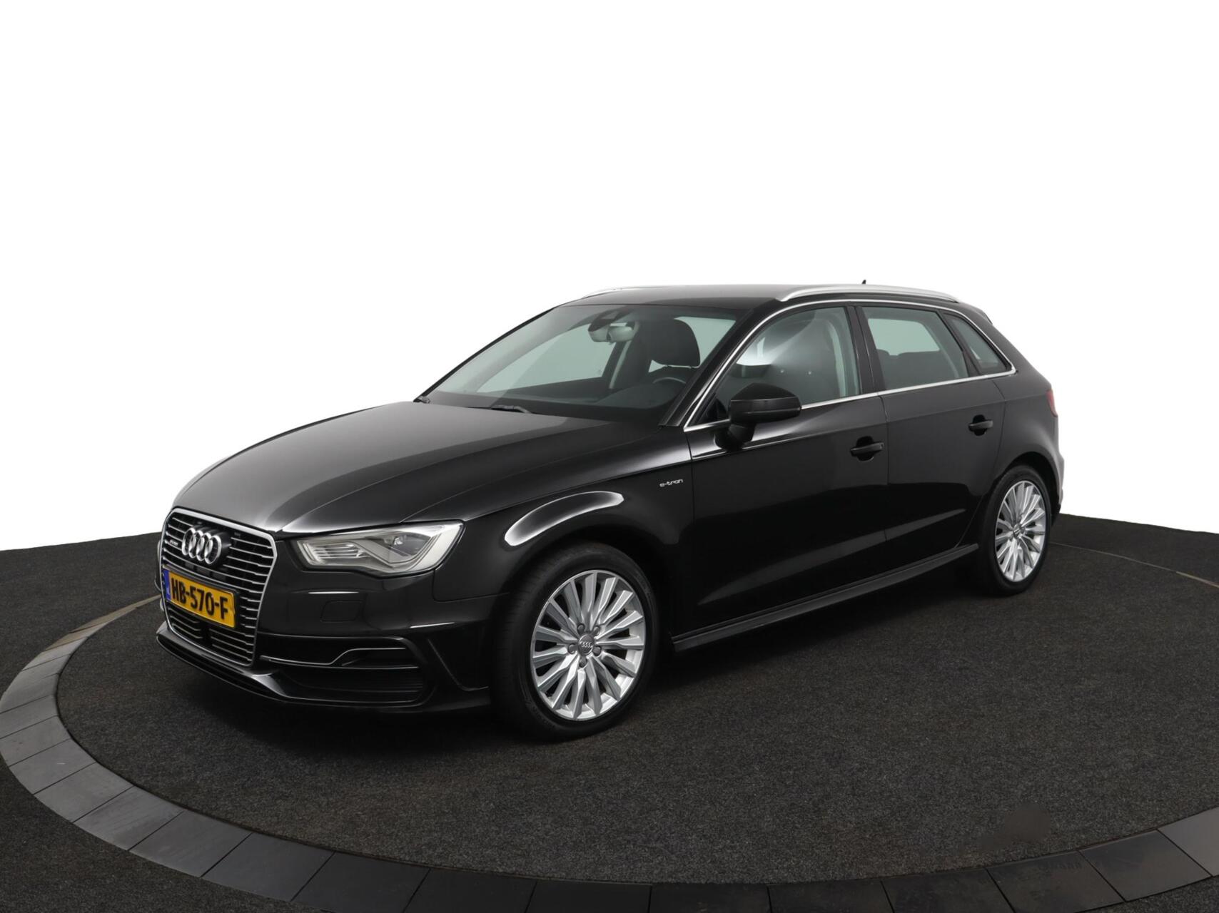 Foto van Audi A3 Sportback E-tron
