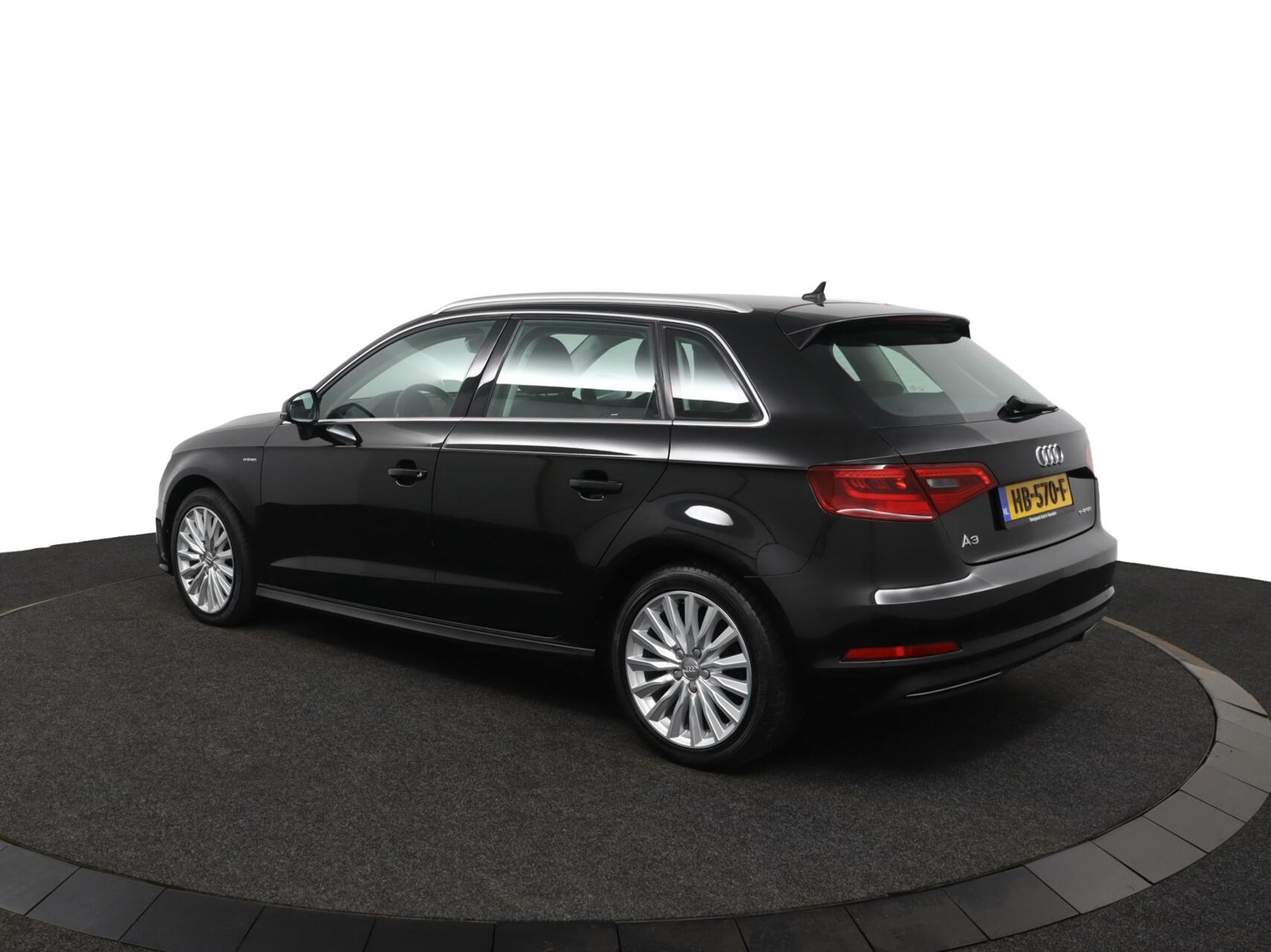 Foto van Audi A3 Sportback E-tron