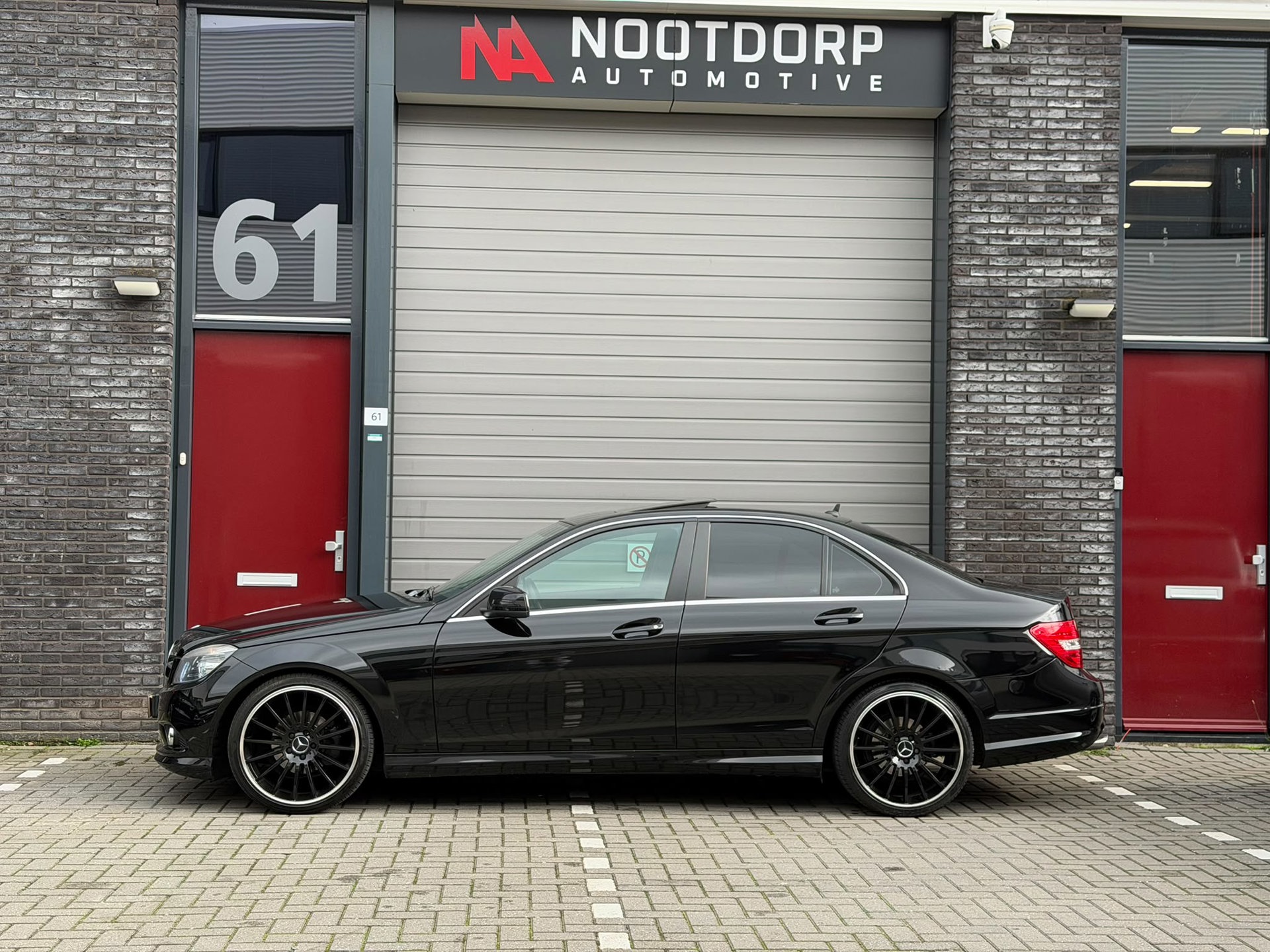 Foto van Mercedes-Benz C 180 Kompressor