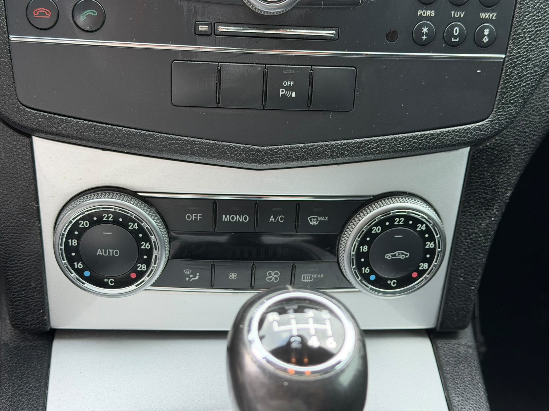 Foto van Mercedes-Benz C 180 Kompressor
