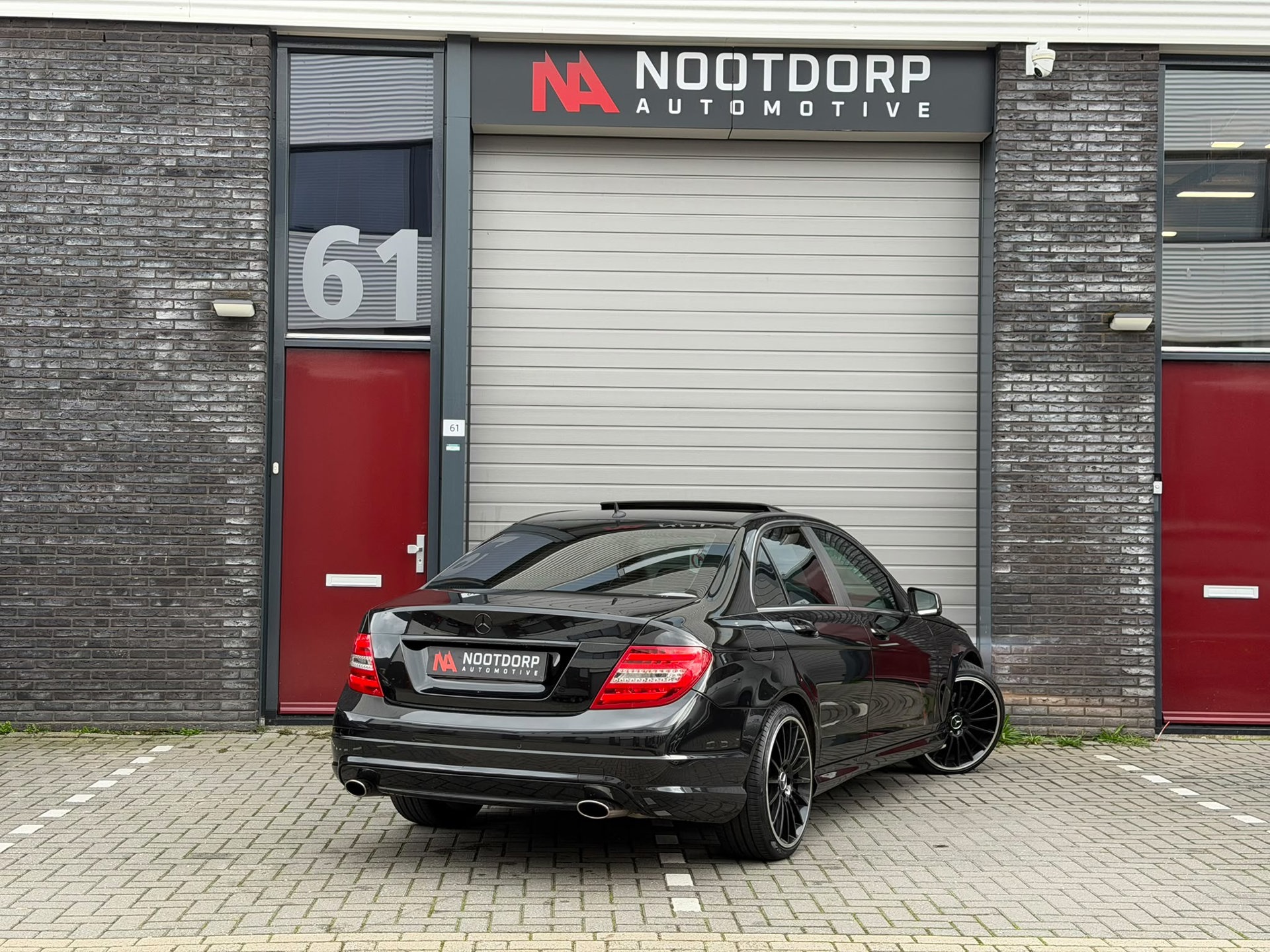 Foto van Mercedes-Benz C 180 Kompressor
