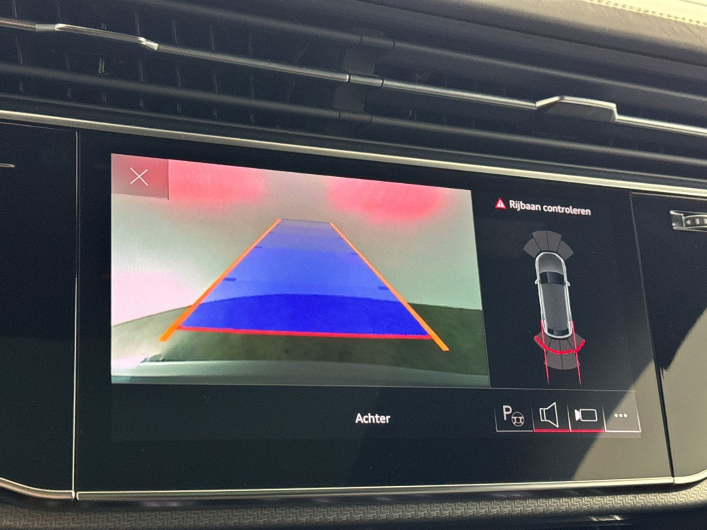 Foto van Audi RS Q8