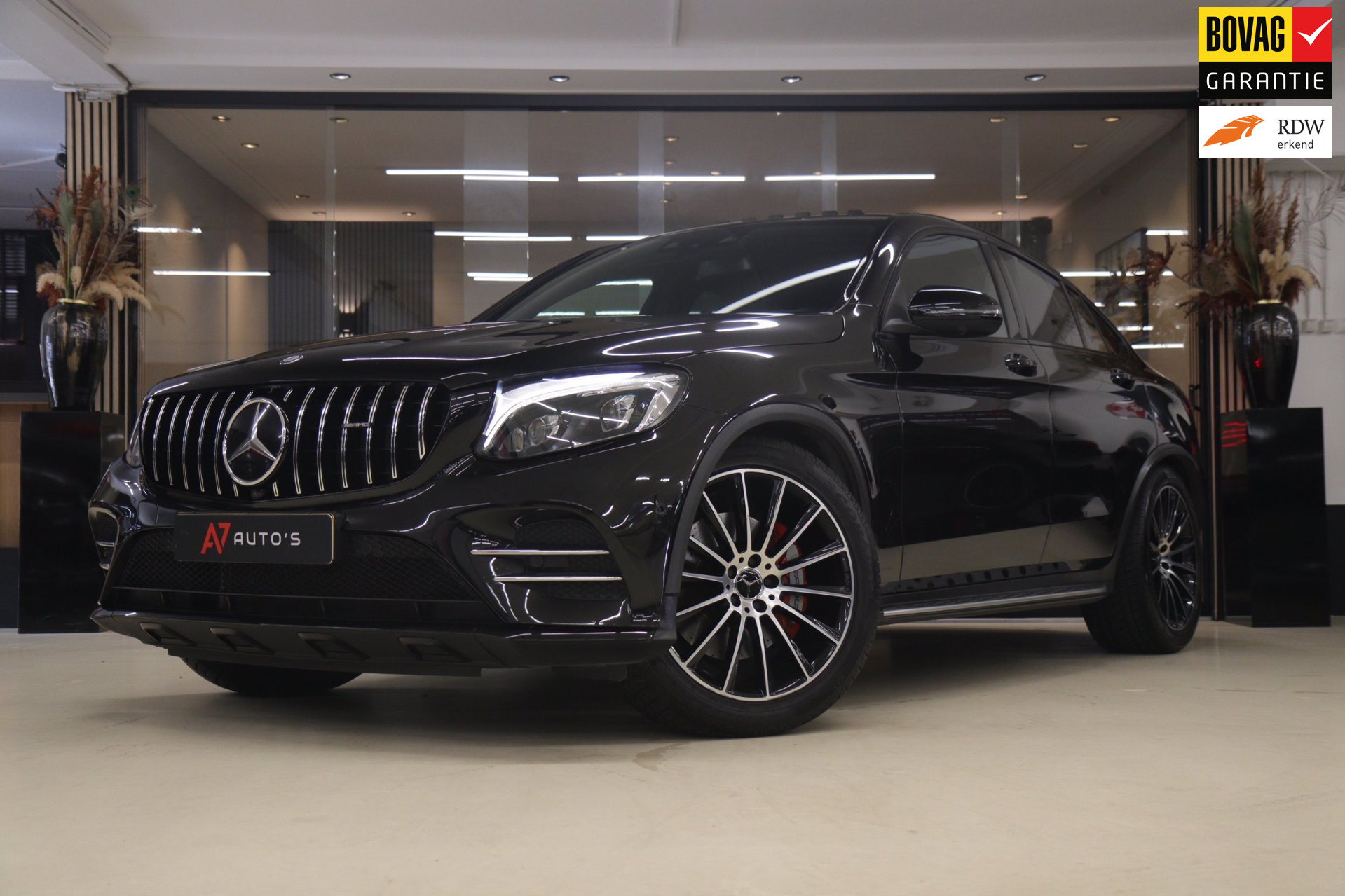 Mercedes-Benz AMG GLC 43 AMG 43 4MATIC PANO/KEYLES/LANEASSIST/CAM360/SFEER/BURM/VOL 2018 - voorkant