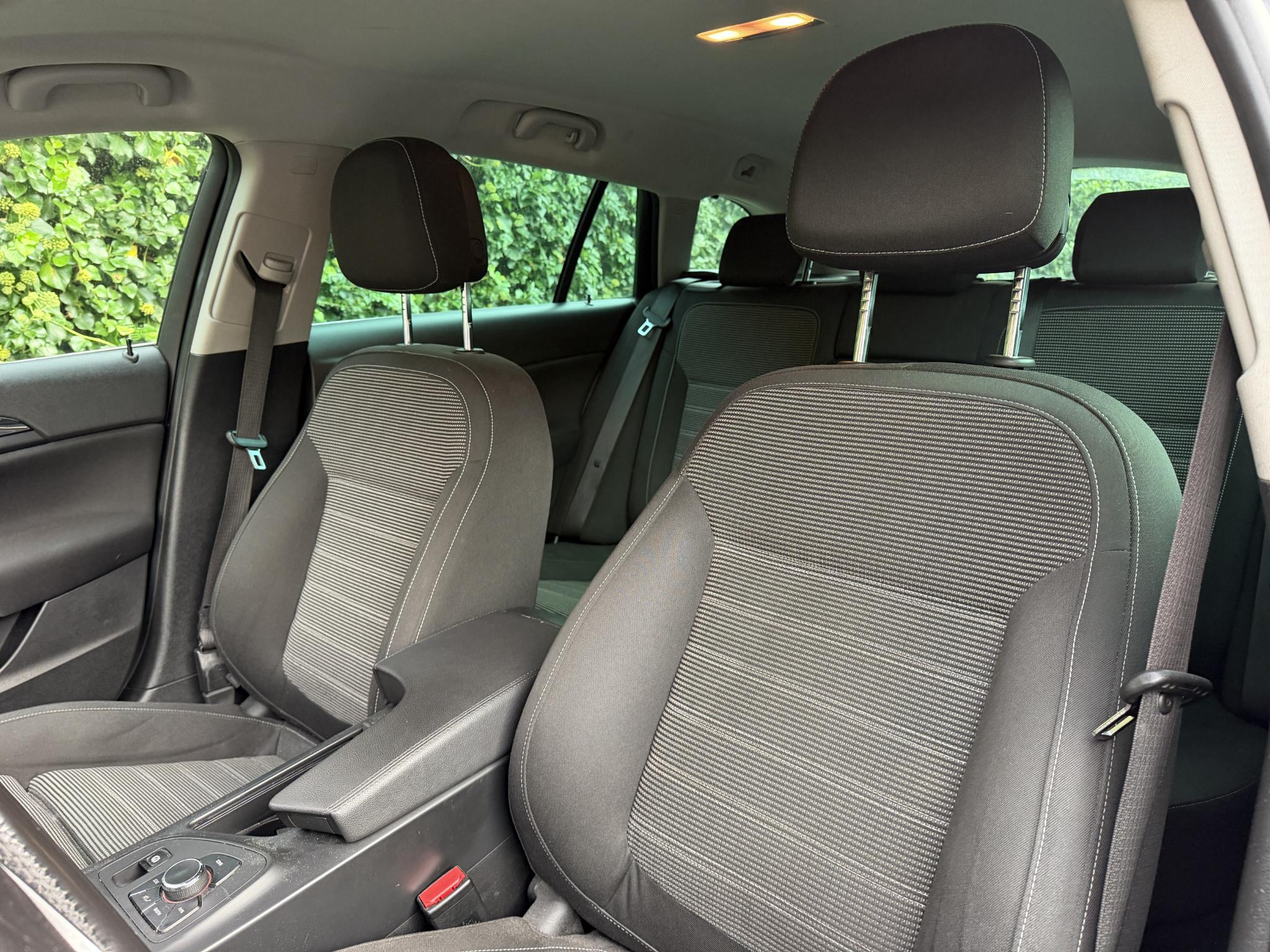 Foto van Opel Insignia Sports Tourer SW