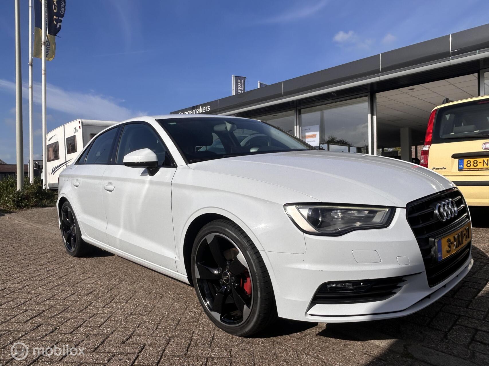 Foto van Audi A3 Limousine