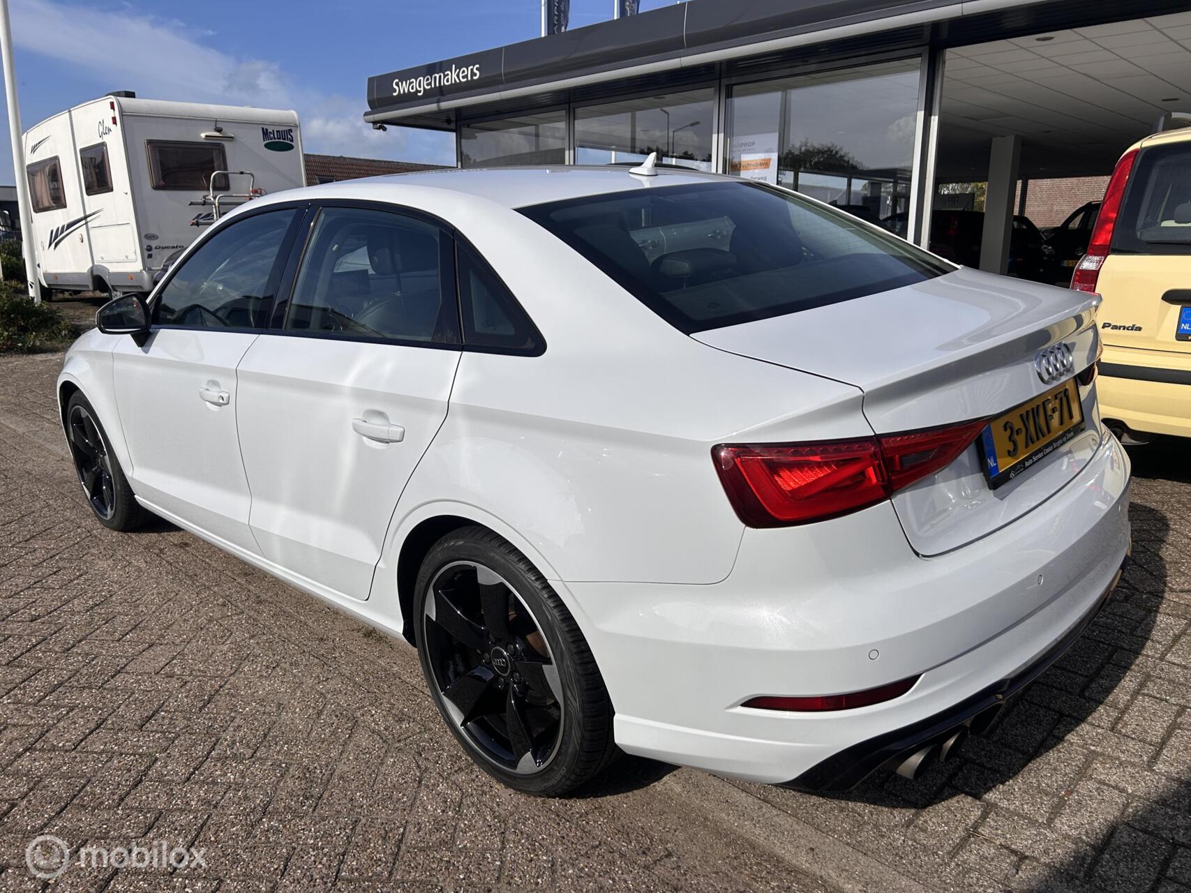 Foto van Audi A3 Limousine