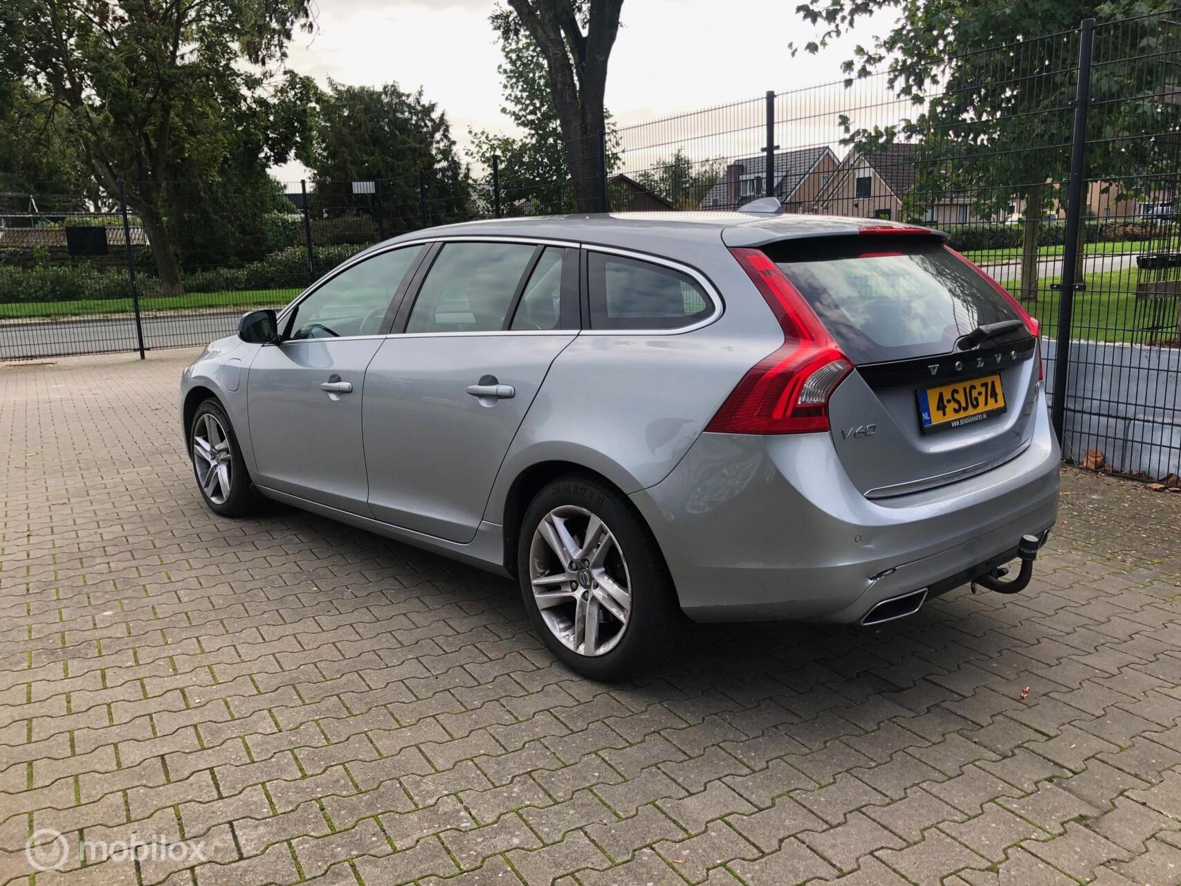 Foto van Volvo V60 Plug In Hybrid