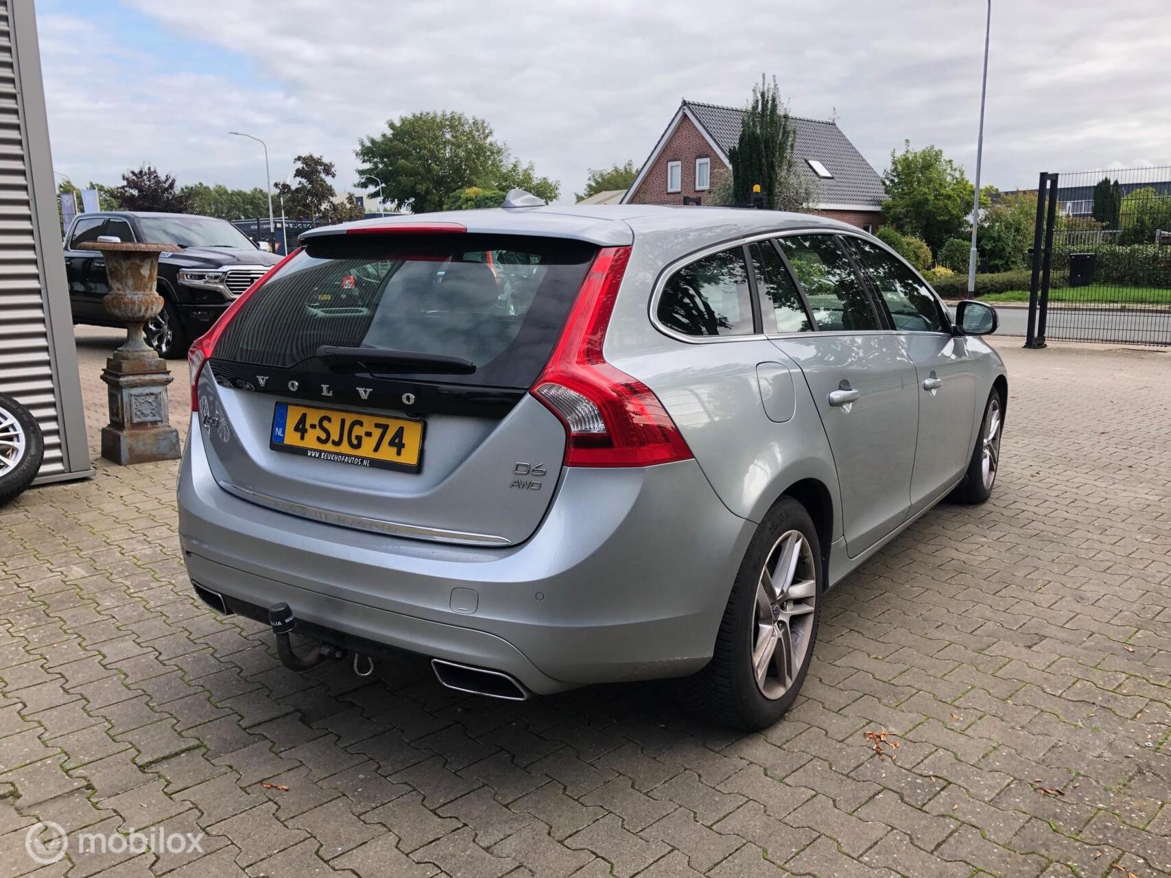 Foto van Volvo V60 Plug In Hybrid