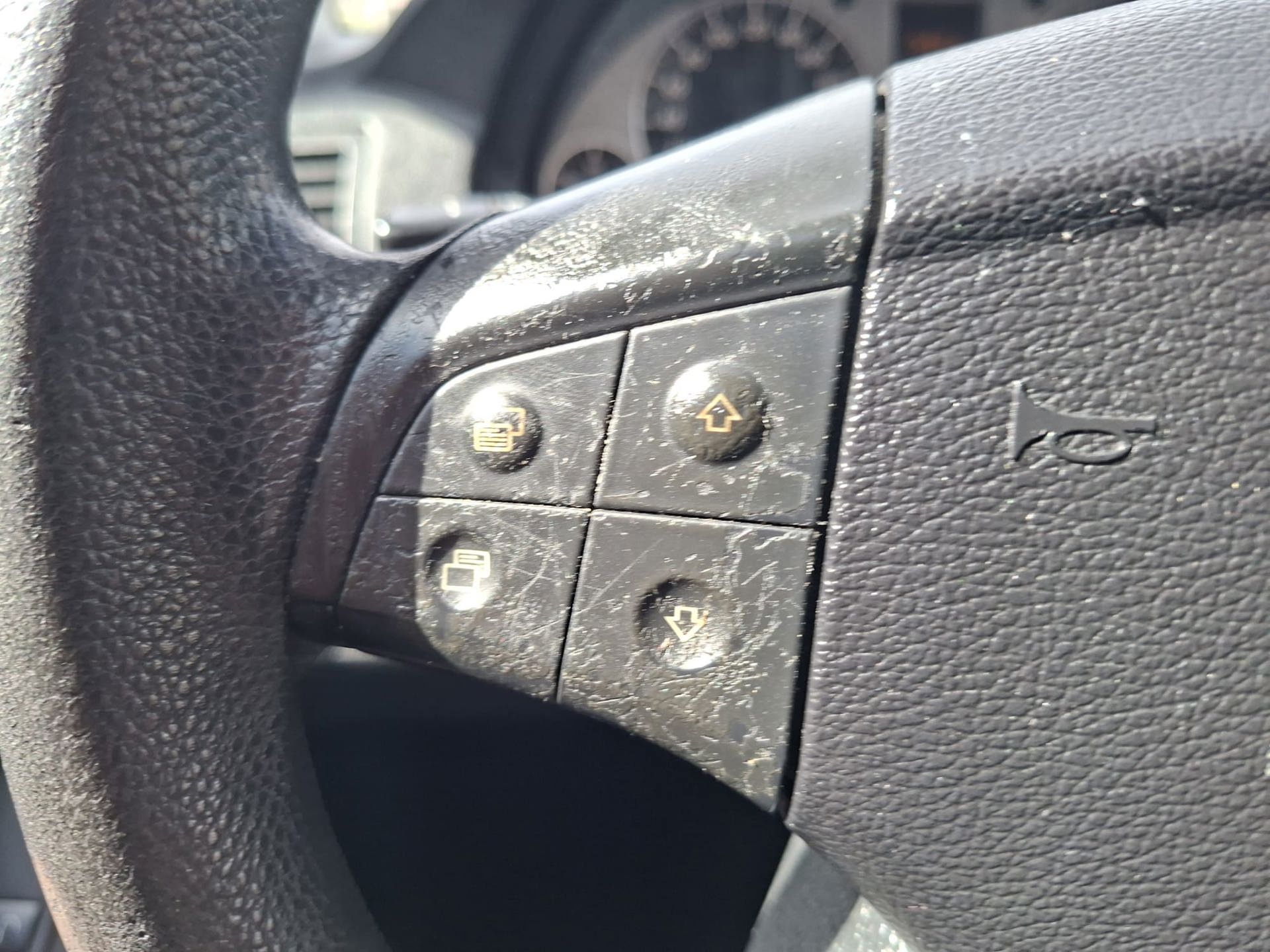 Foto van Mercedes-Benz B 180