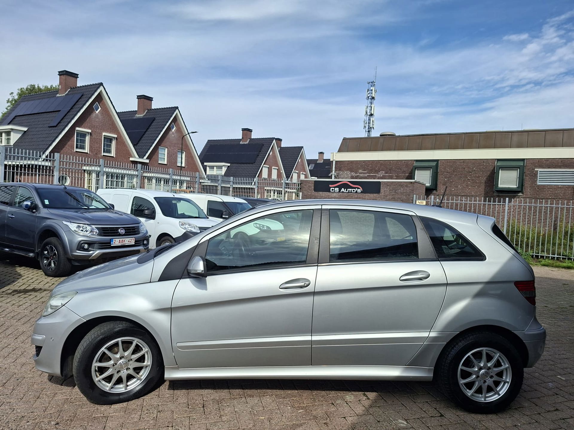 Foto van Mercedes-Benz B 180