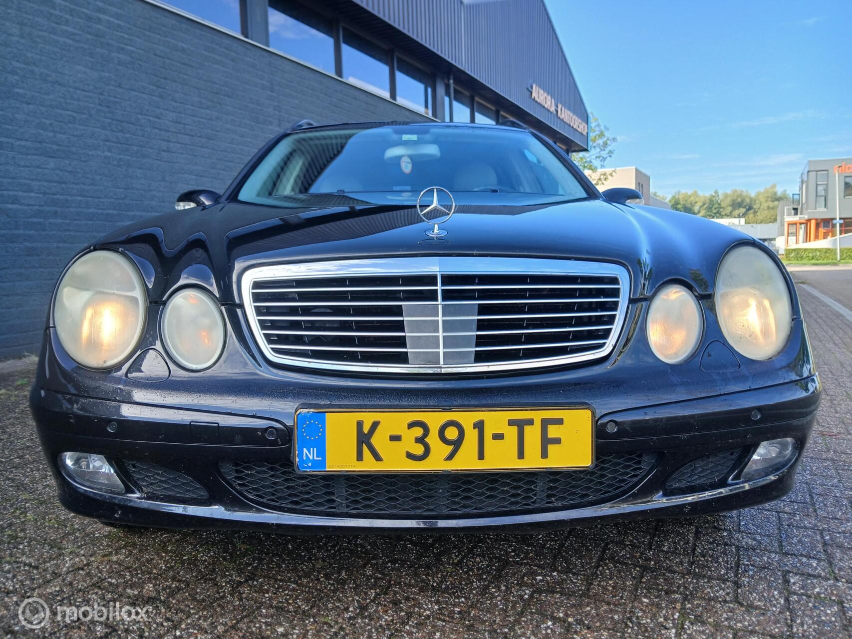 Foto van Mercedes-Benz E 200 Kompressor