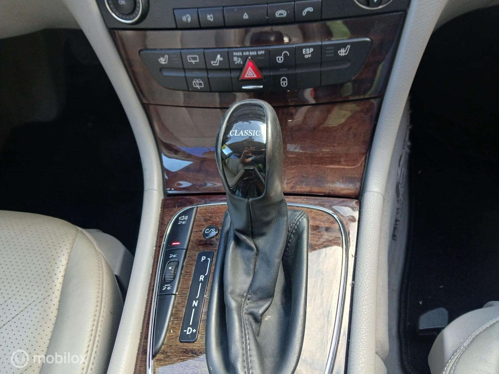 Foto van Mercedes-Benz E 200 Kompressor