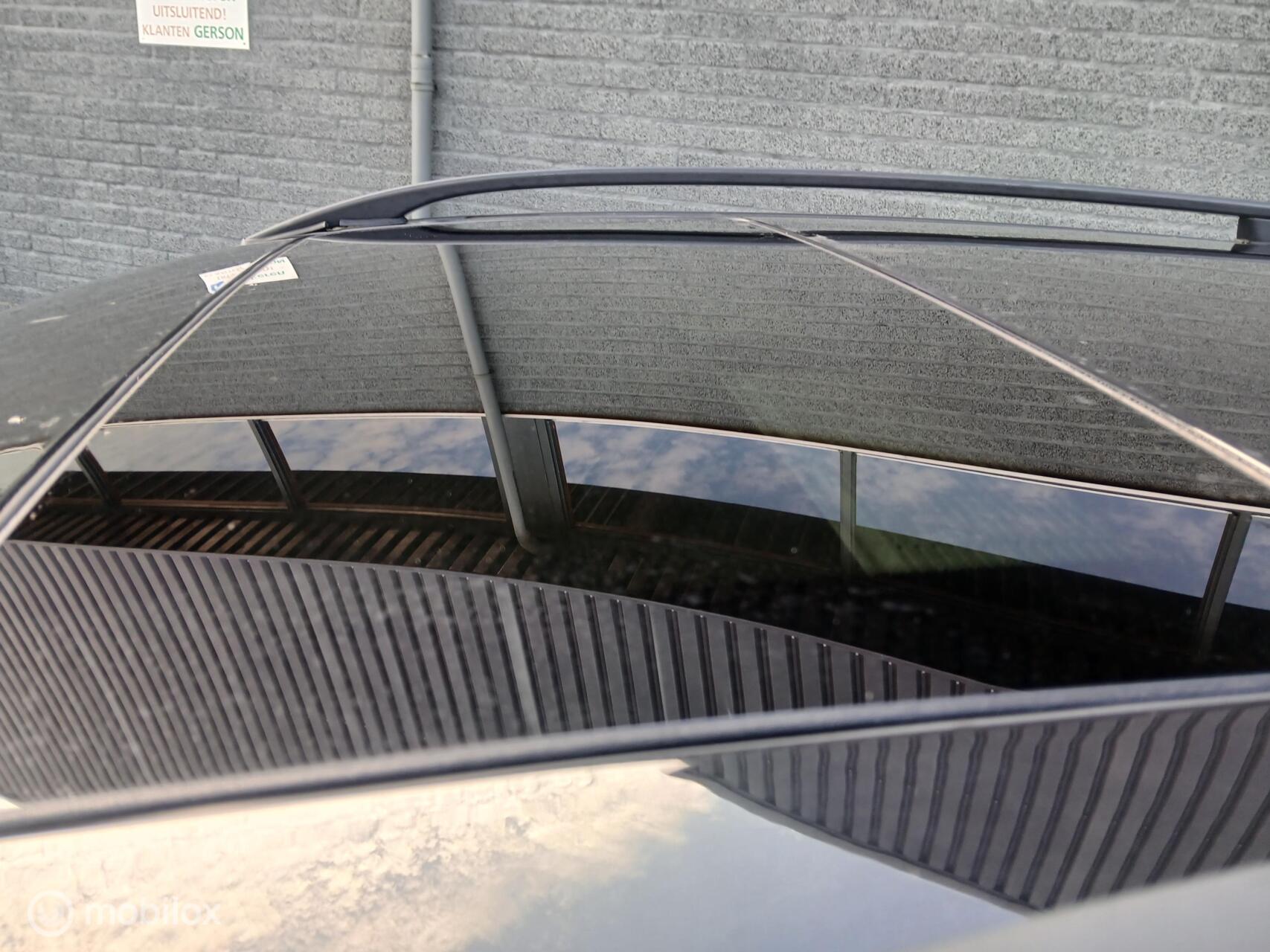 Foto van Mercedes-Benz E 200 Kompressor