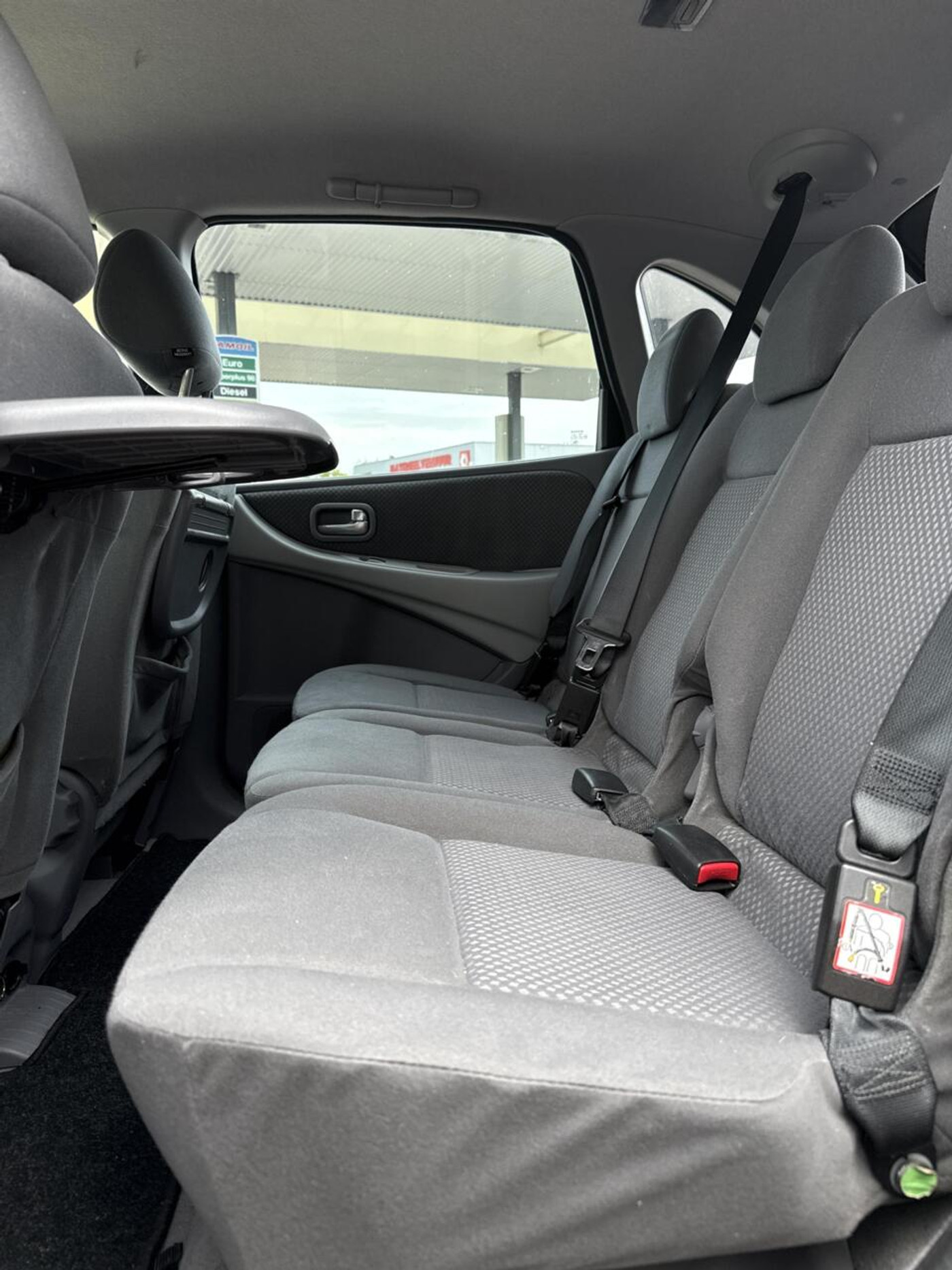 Foto van Nissan Nissan Almera Tino