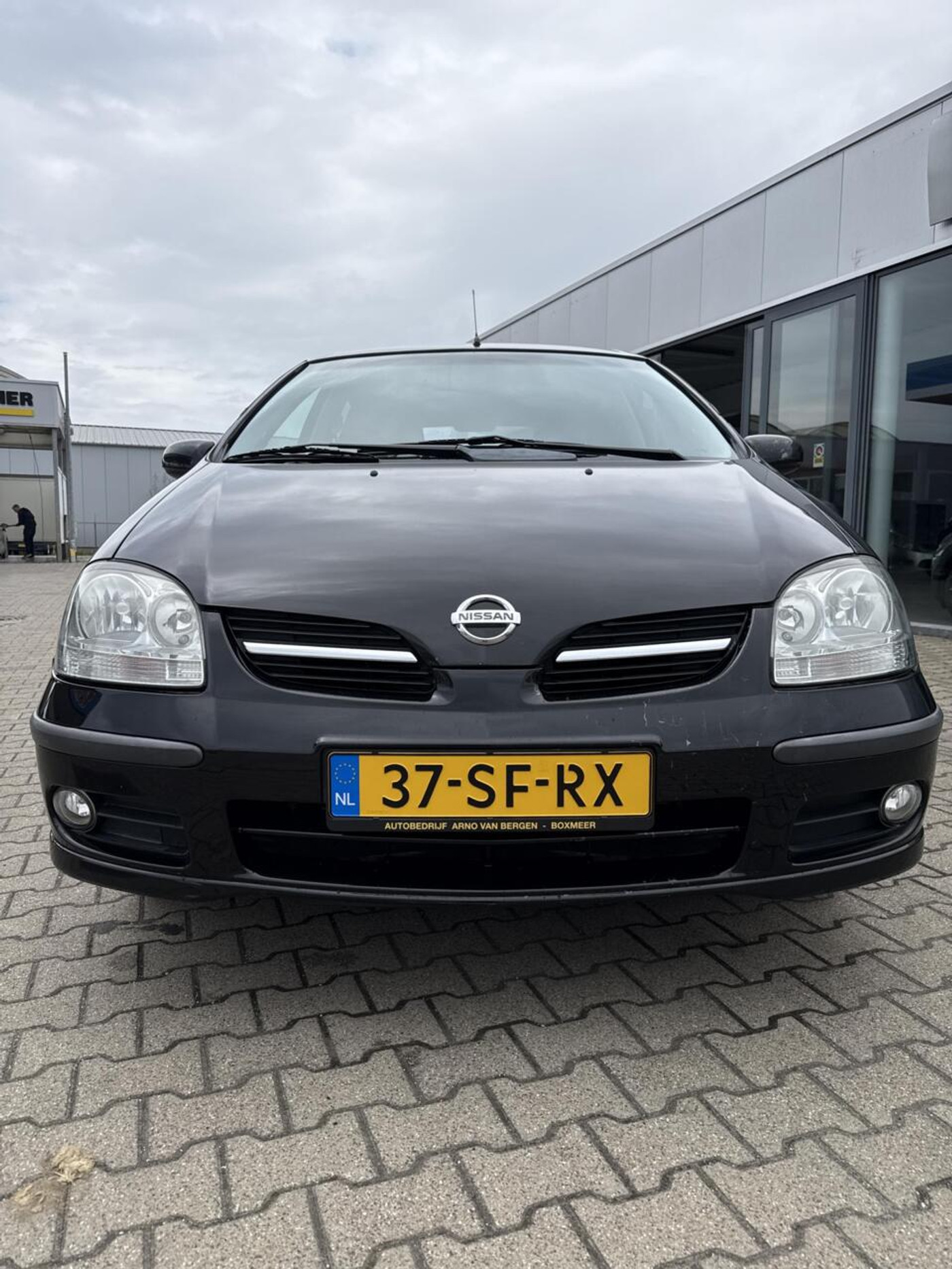 Foto van Nissan Nissan Almera Tino