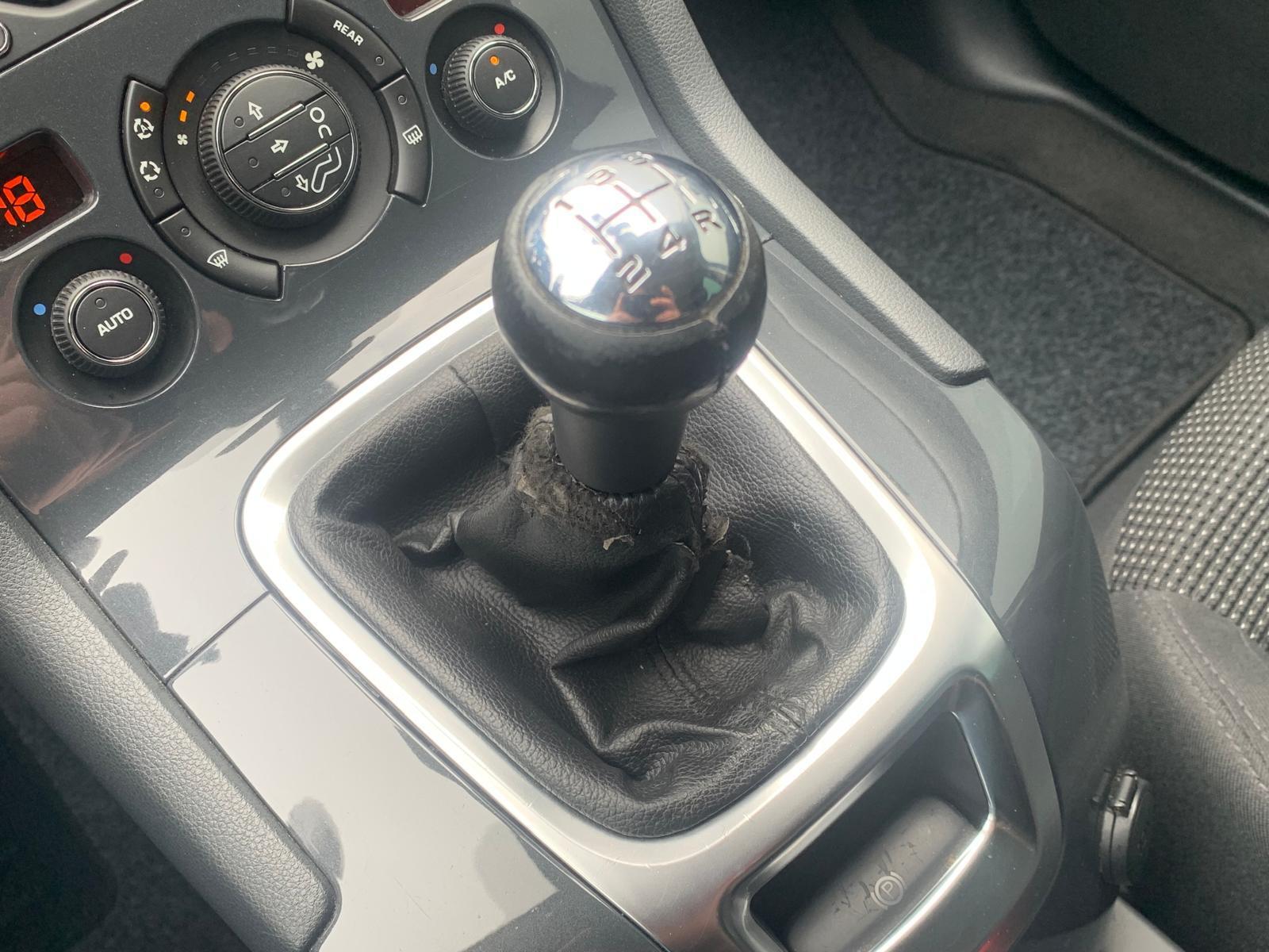 Foto van Peugeot 5008