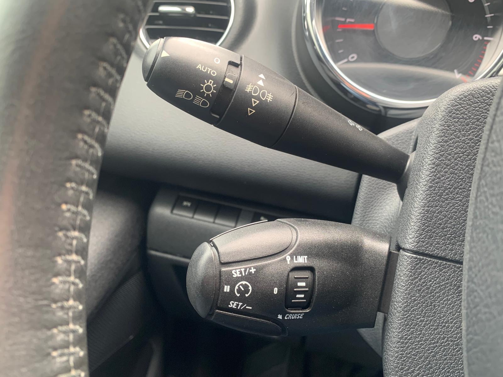 Foto van Peugeot 5008