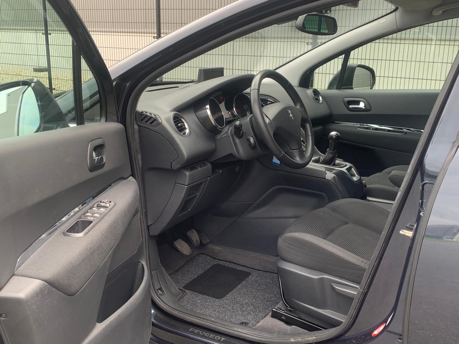 Foto van Peugeot 5008