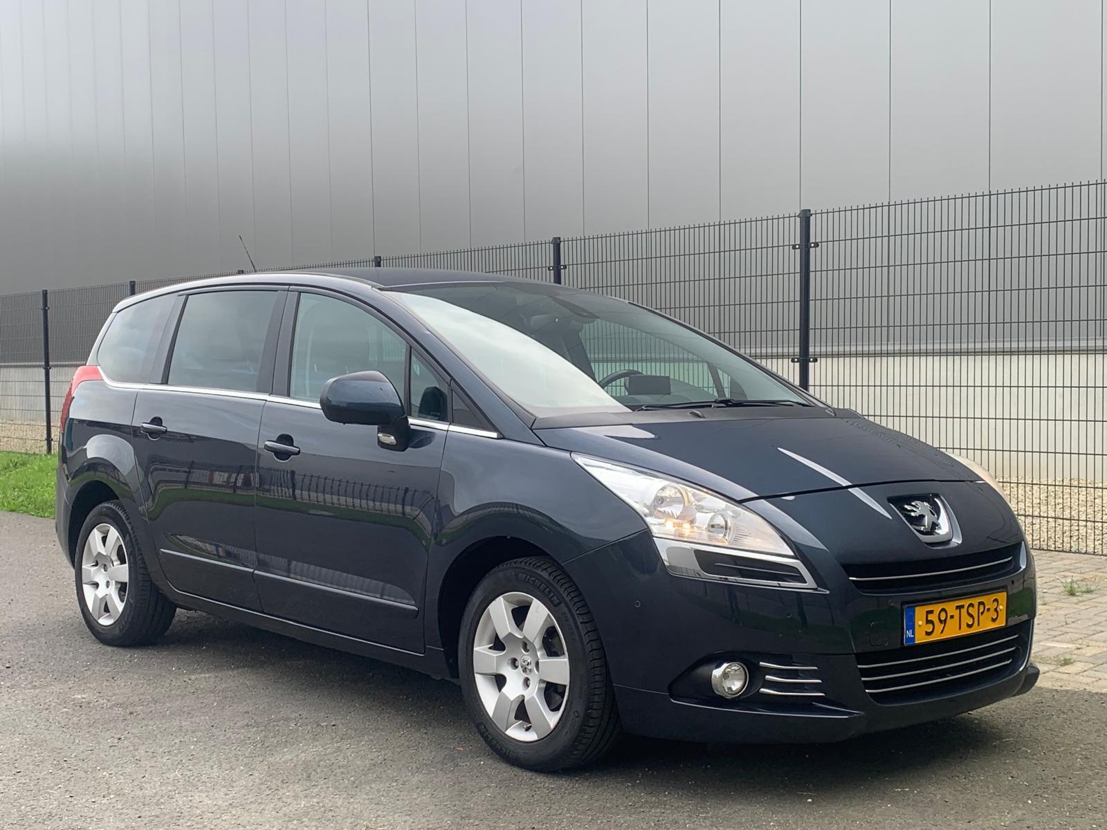 Foto van Peugeot 5008