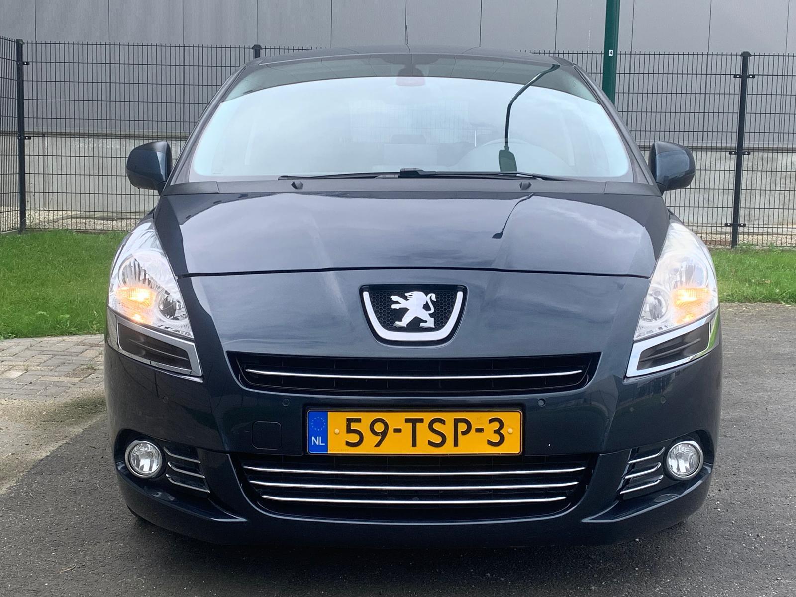 Foto van Peugeot 5008