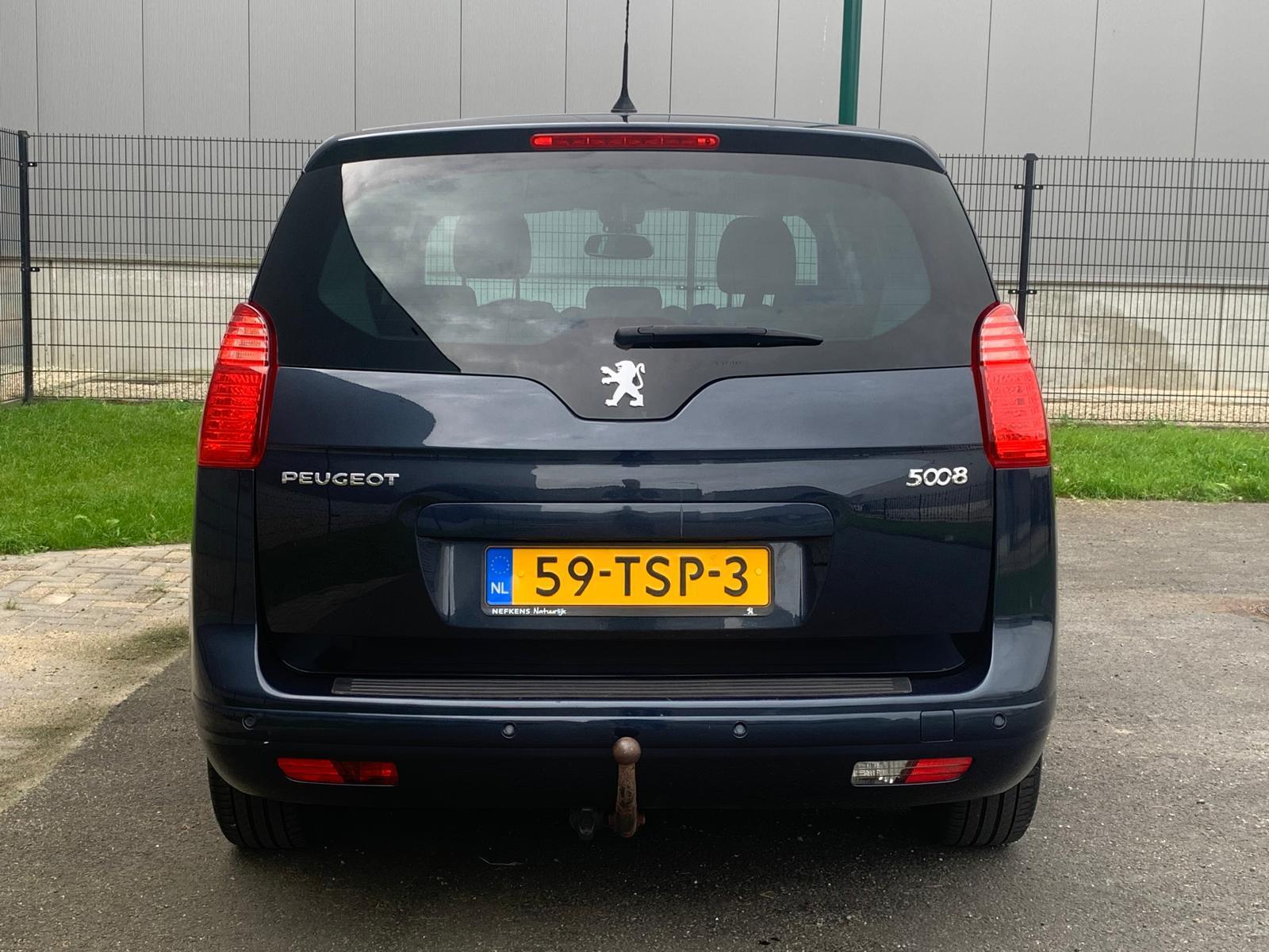 Foto van Peugeot 5008