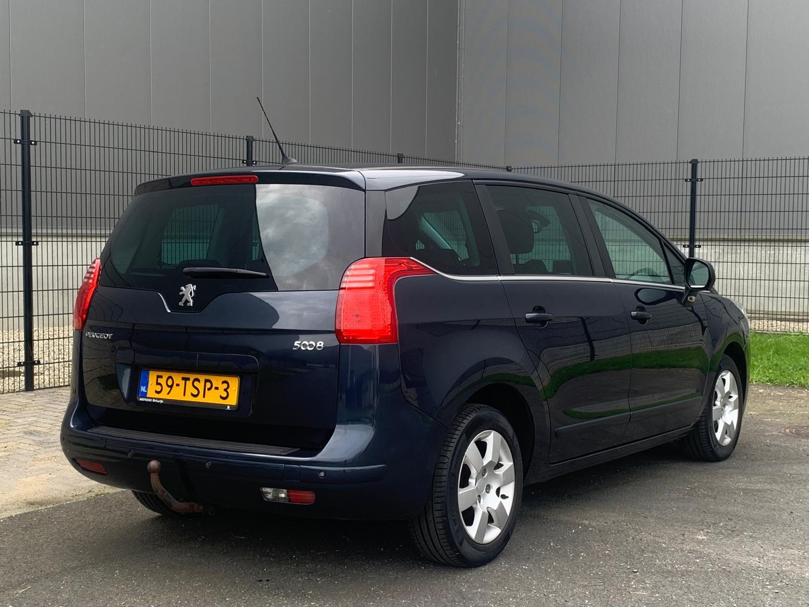 Foto van Peugeot 5008