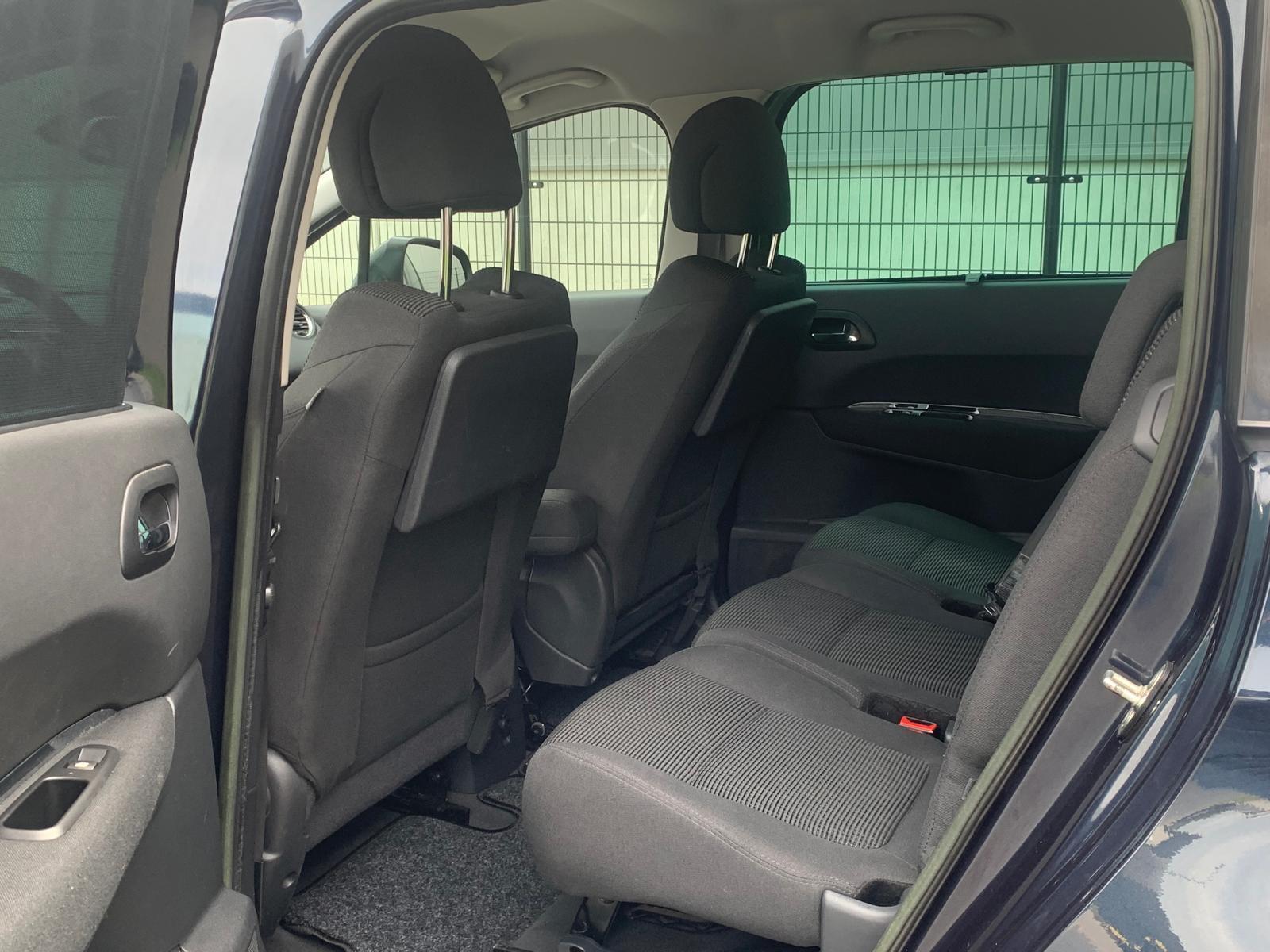 Foto van Peugeot 5008