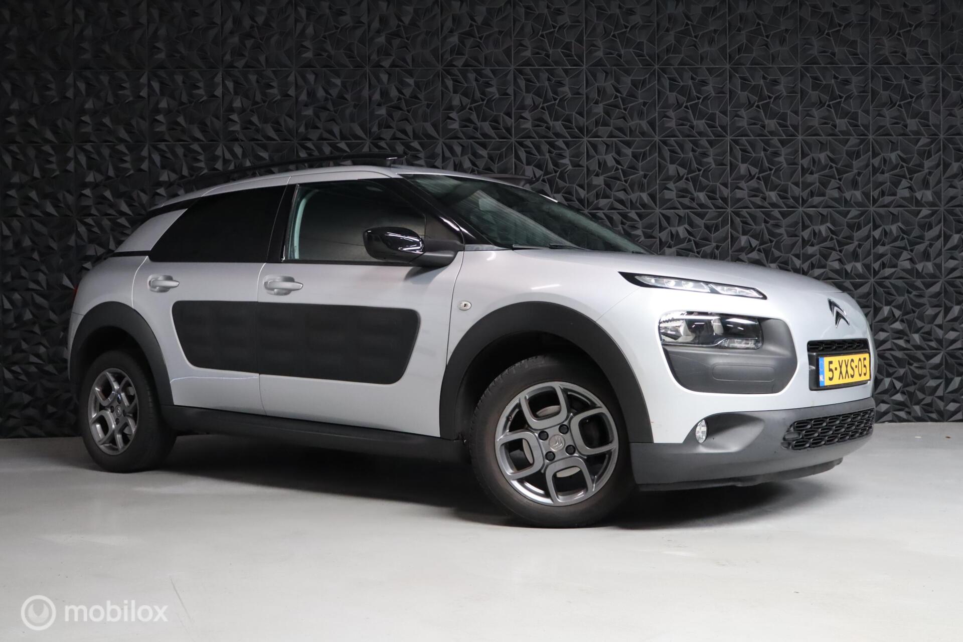 Citroen C4 Cactus 1.2 PureTech Shine | Camera | AC | Cruise 2014 - voorkant