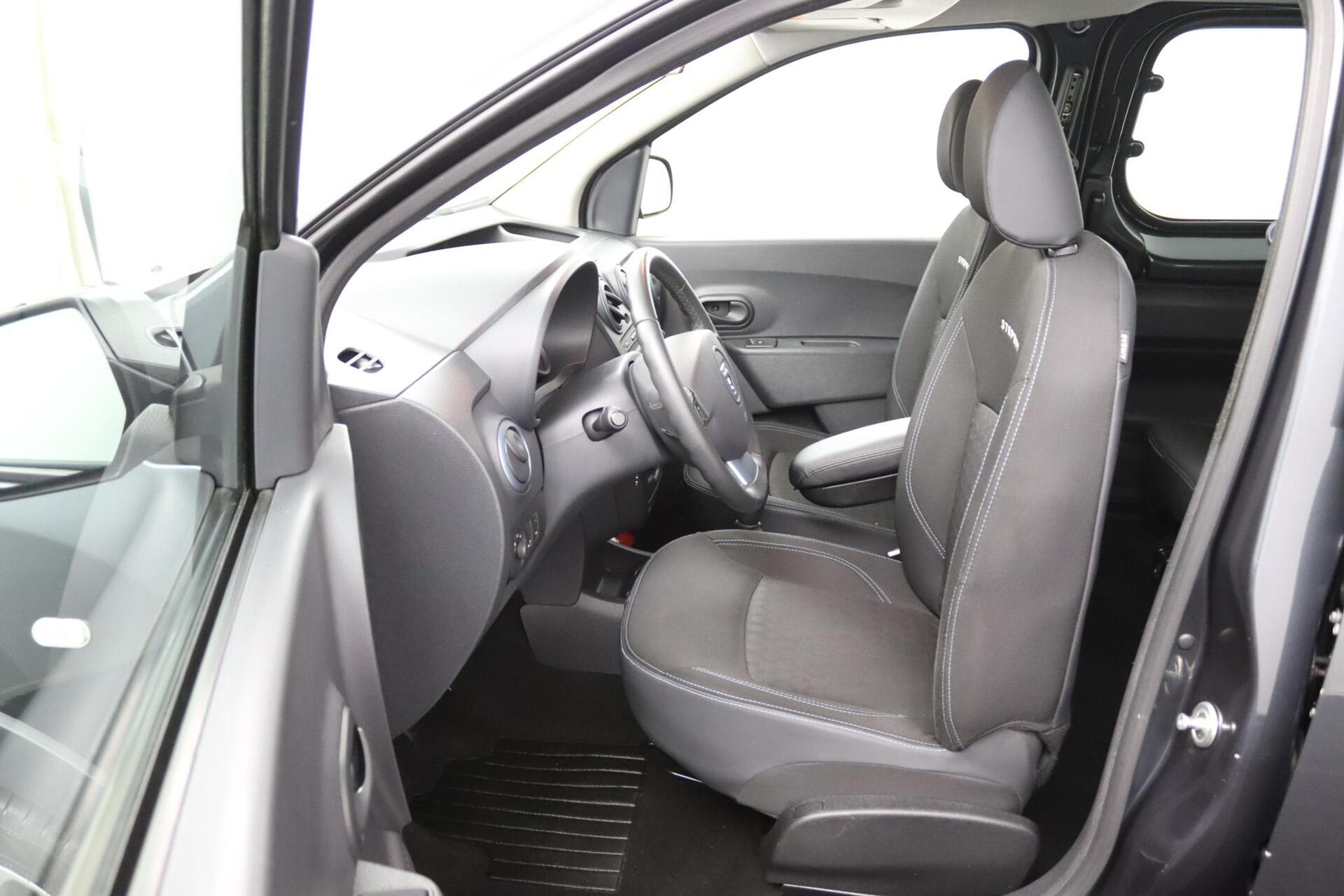 Foto van Dacia Dokker