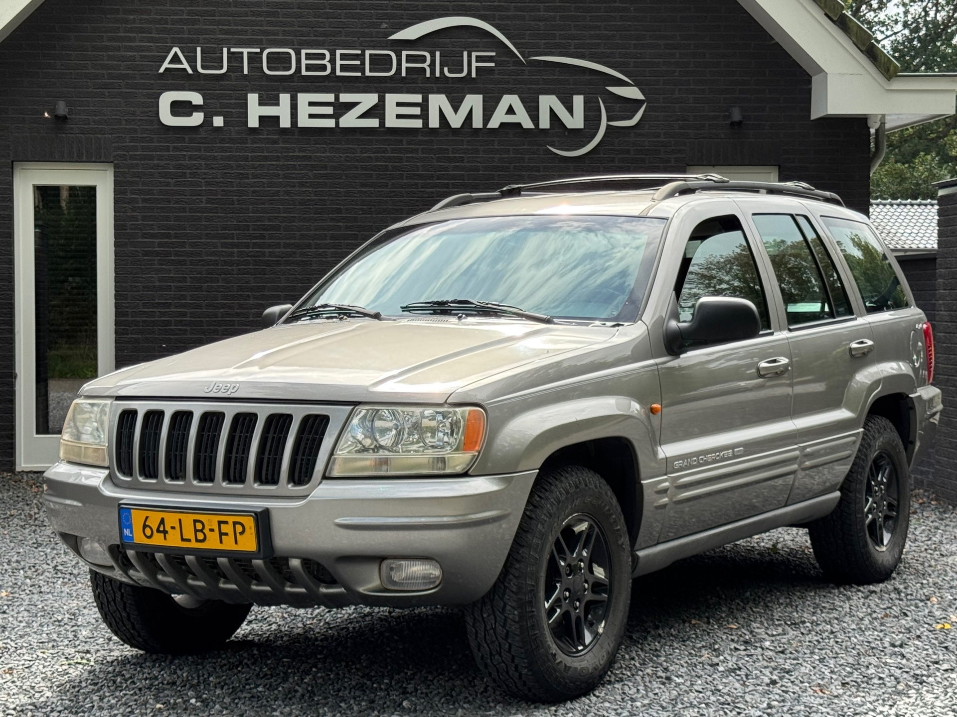 Jeep Grand Cherokee 4.0i Laredo Limited liefhebberauto! nette staat LEER  CRUISE CONTROL CLIMATE CONTROL 1999 - voorkant