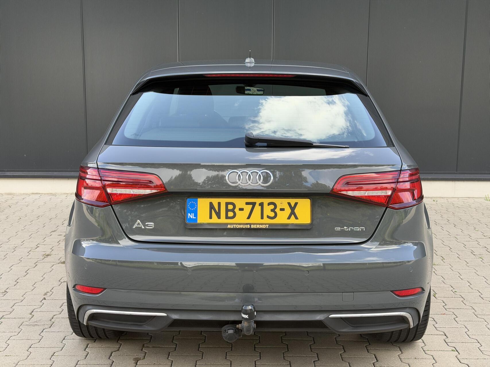 Foto van Audi A3 Sportback E-tron