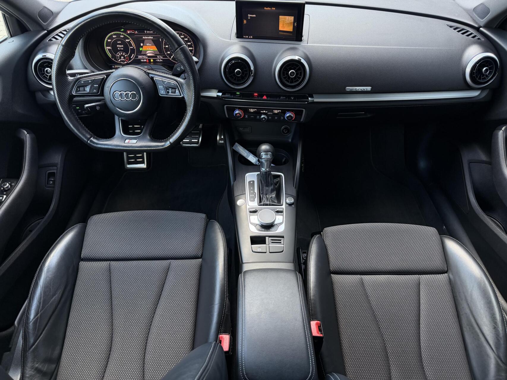 Foto van Audi A3 Sportback E-tron