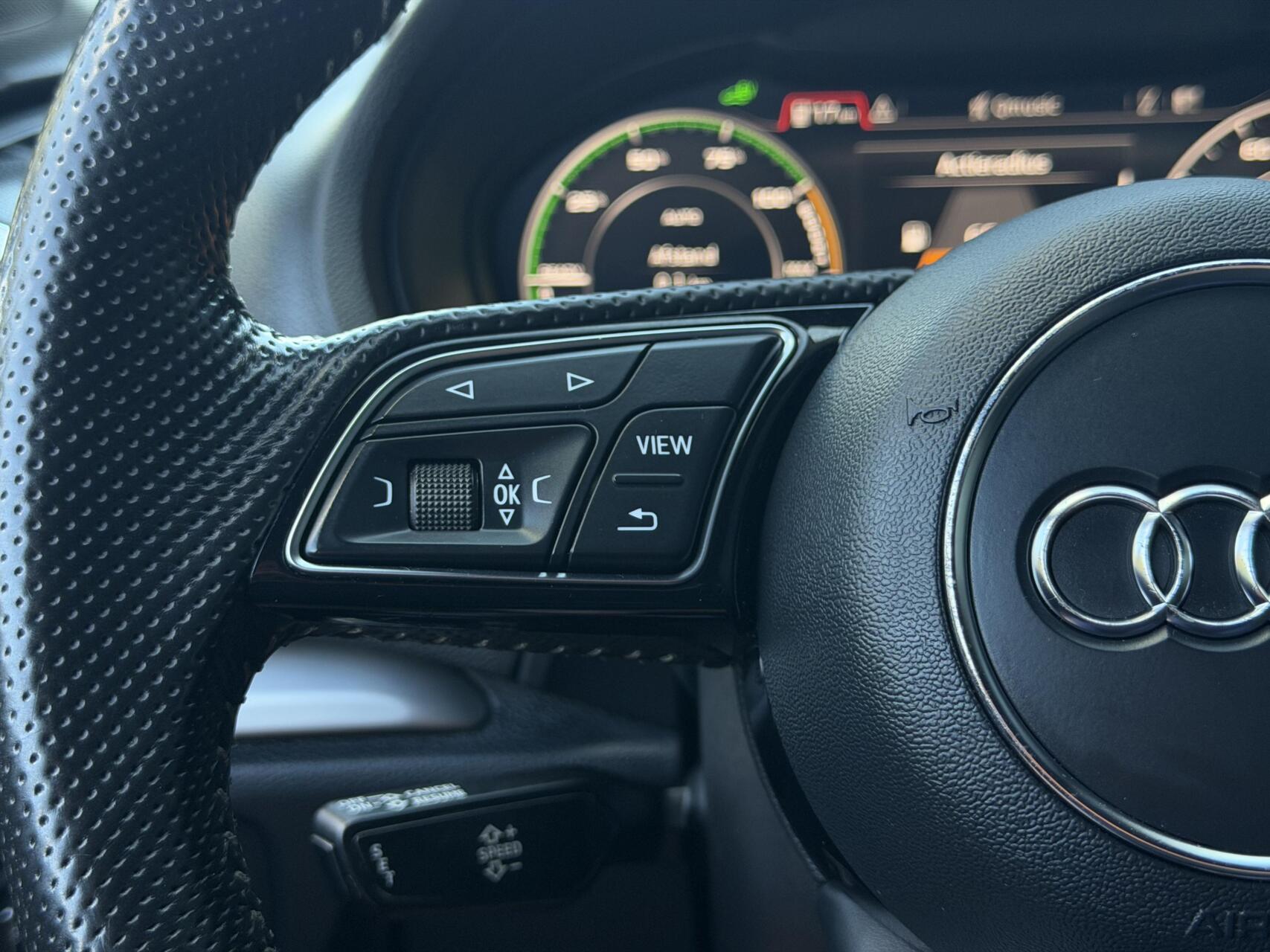 Foto van Audi A3 Sportback E-tron