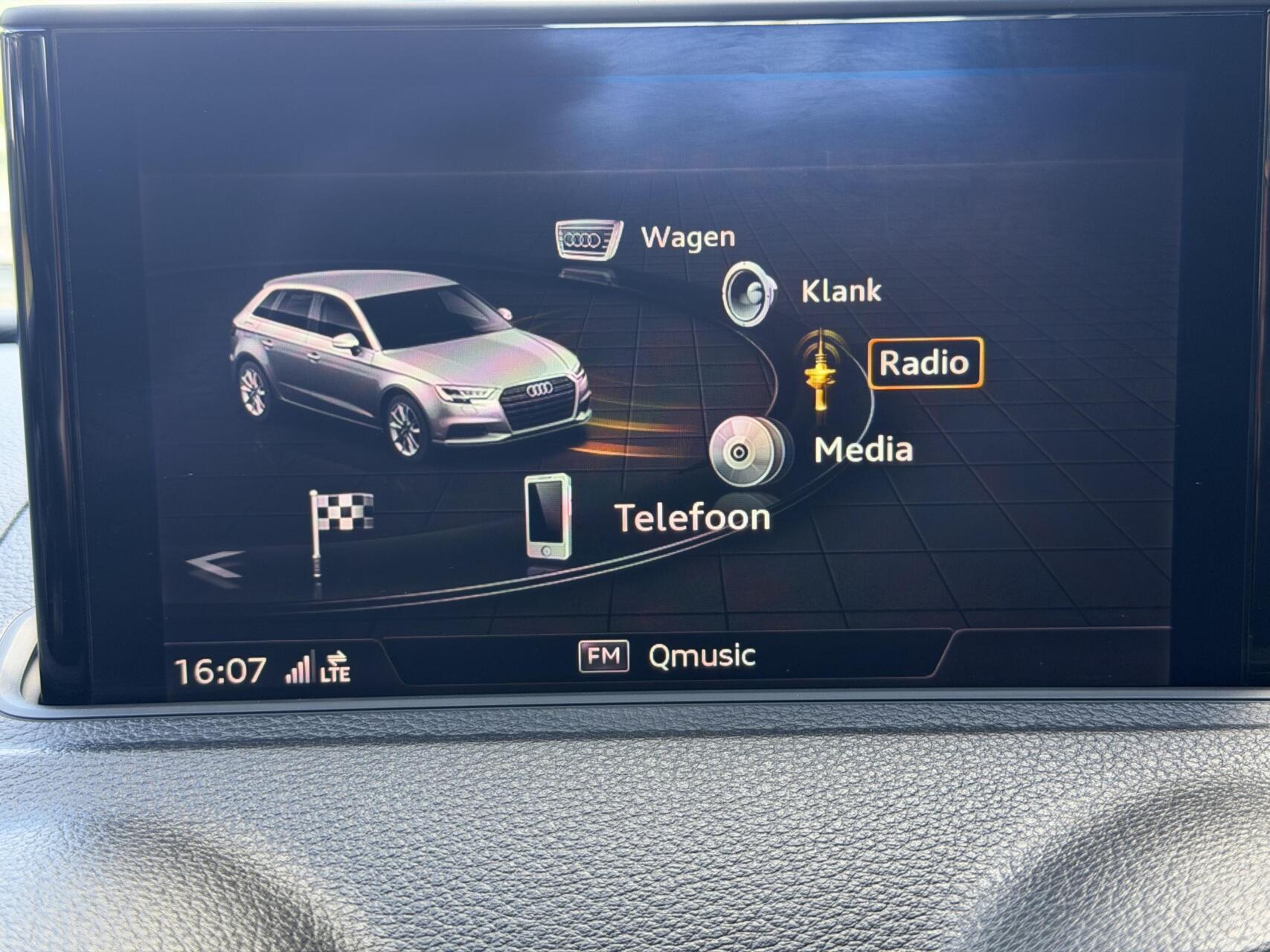 Foto van Audi A3 Sportback E-tron