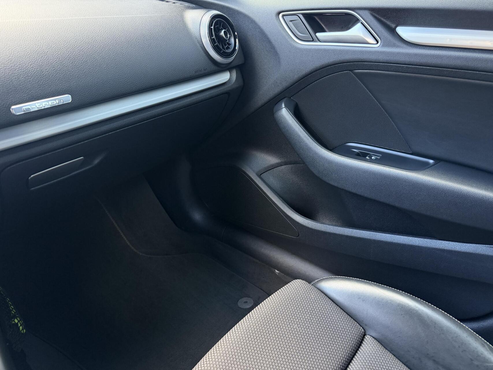Foto van Audi A3 Sportback E-tron