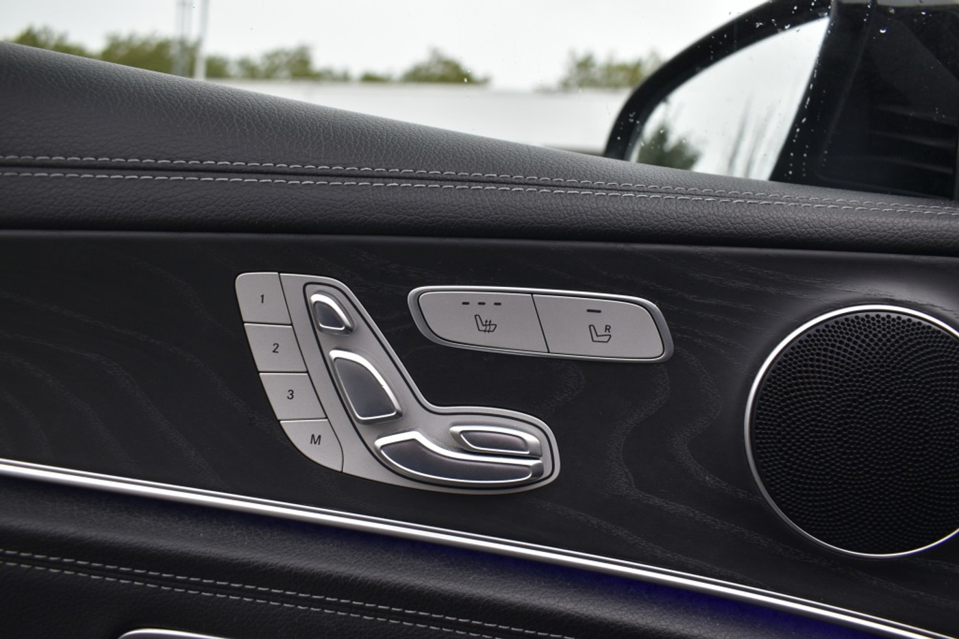 Foto van Mercedes-Benz E 220 D