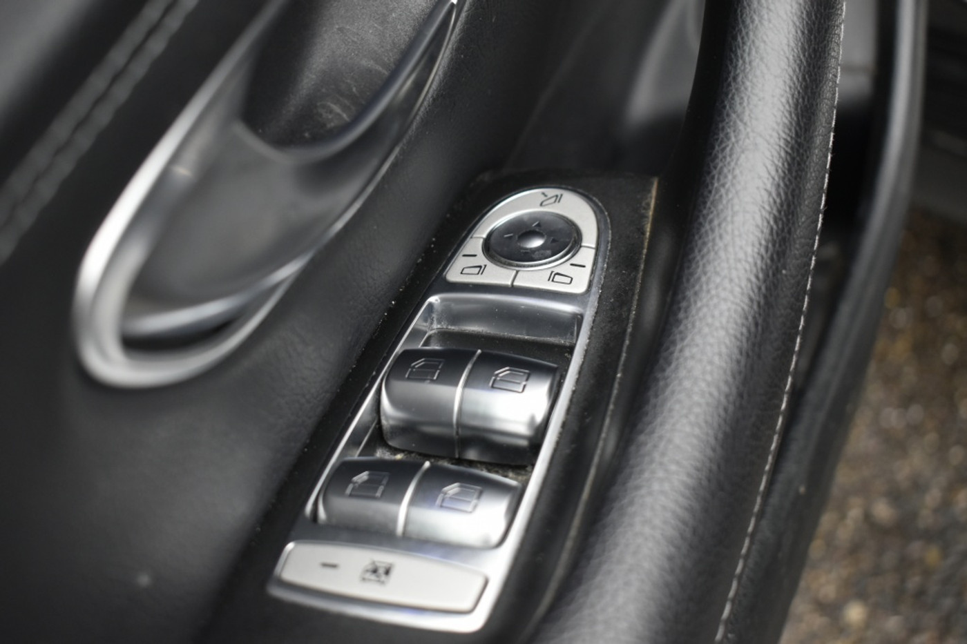 Foto van Mercedes-Benz E 220 D