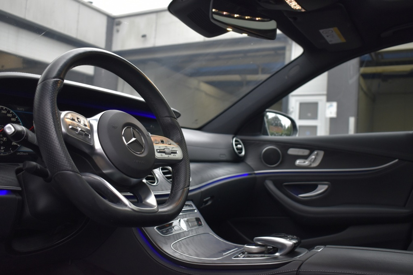 Foto van Mercedes-Benz E 220 D