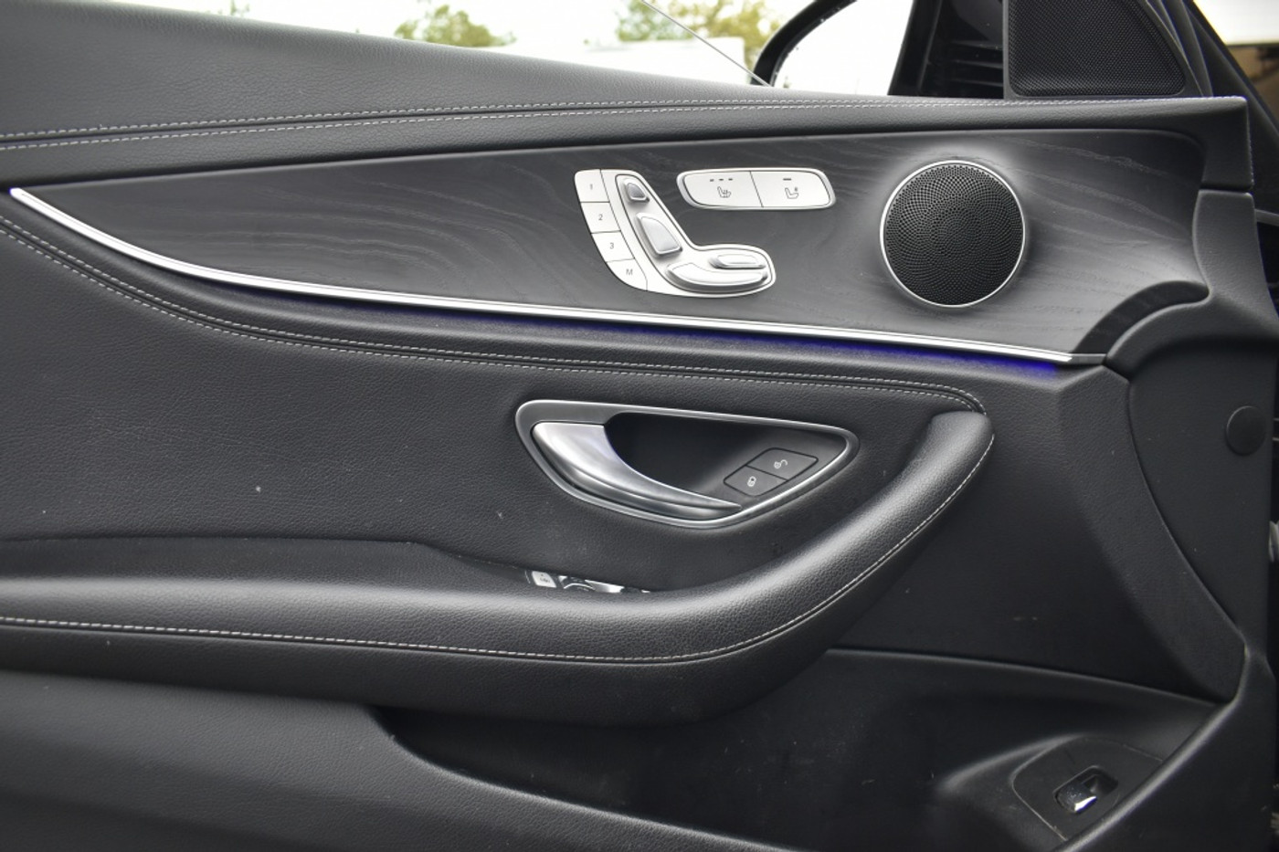 Foto van Mercedes-Benz E 220 D