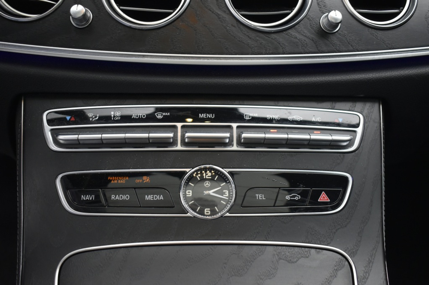 Foto van Mercedes-Benz E 220 D