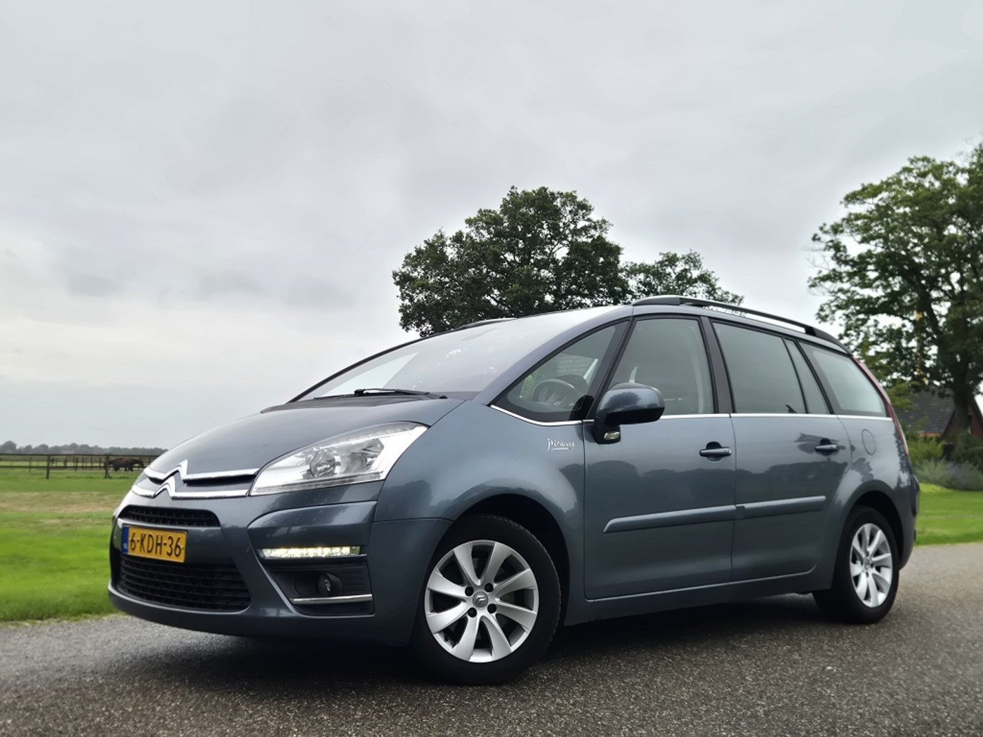 Citroen C4 Picasso 1.6 THP Lig.BnsEGS5p 2013 - voorkant