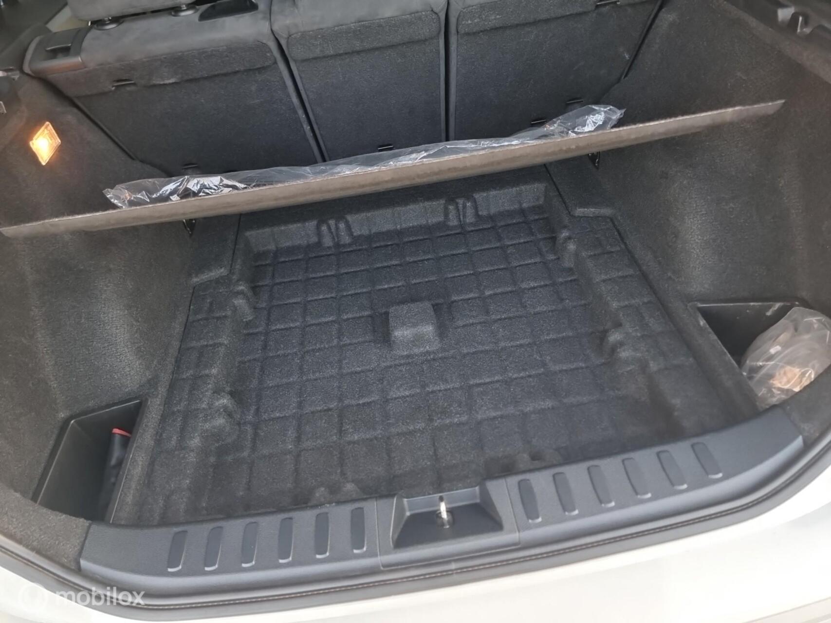 Foto van BMW X1 xDrive 28i