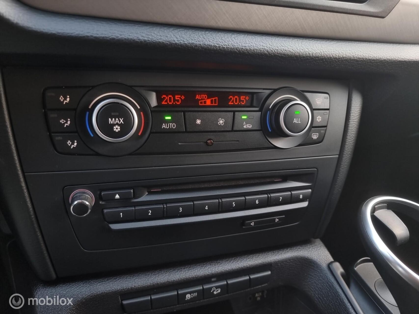 Foto van BMW X1 xDrive 28i