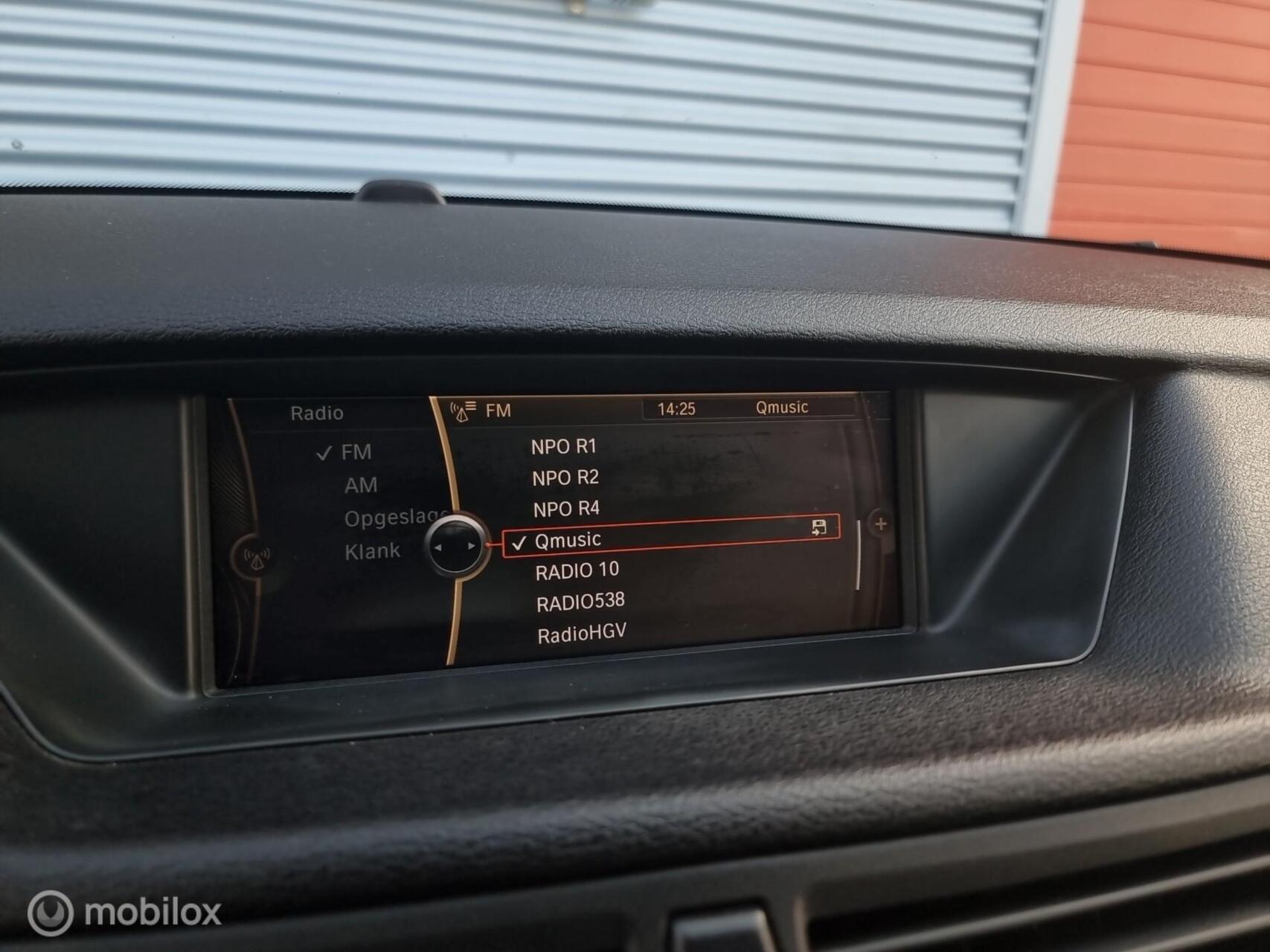 Foto van BMW X1 xDrive 28i